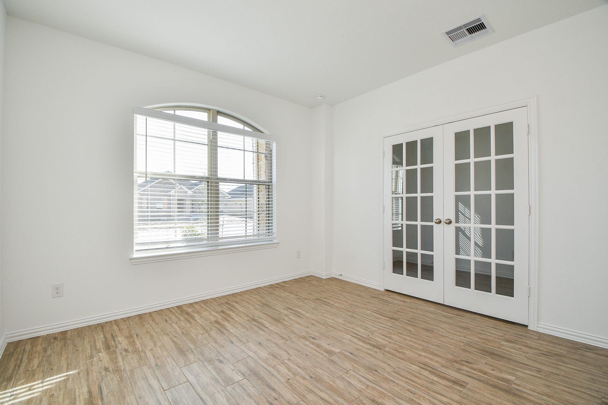 31306 Black Forest Crossing Property Photo 5