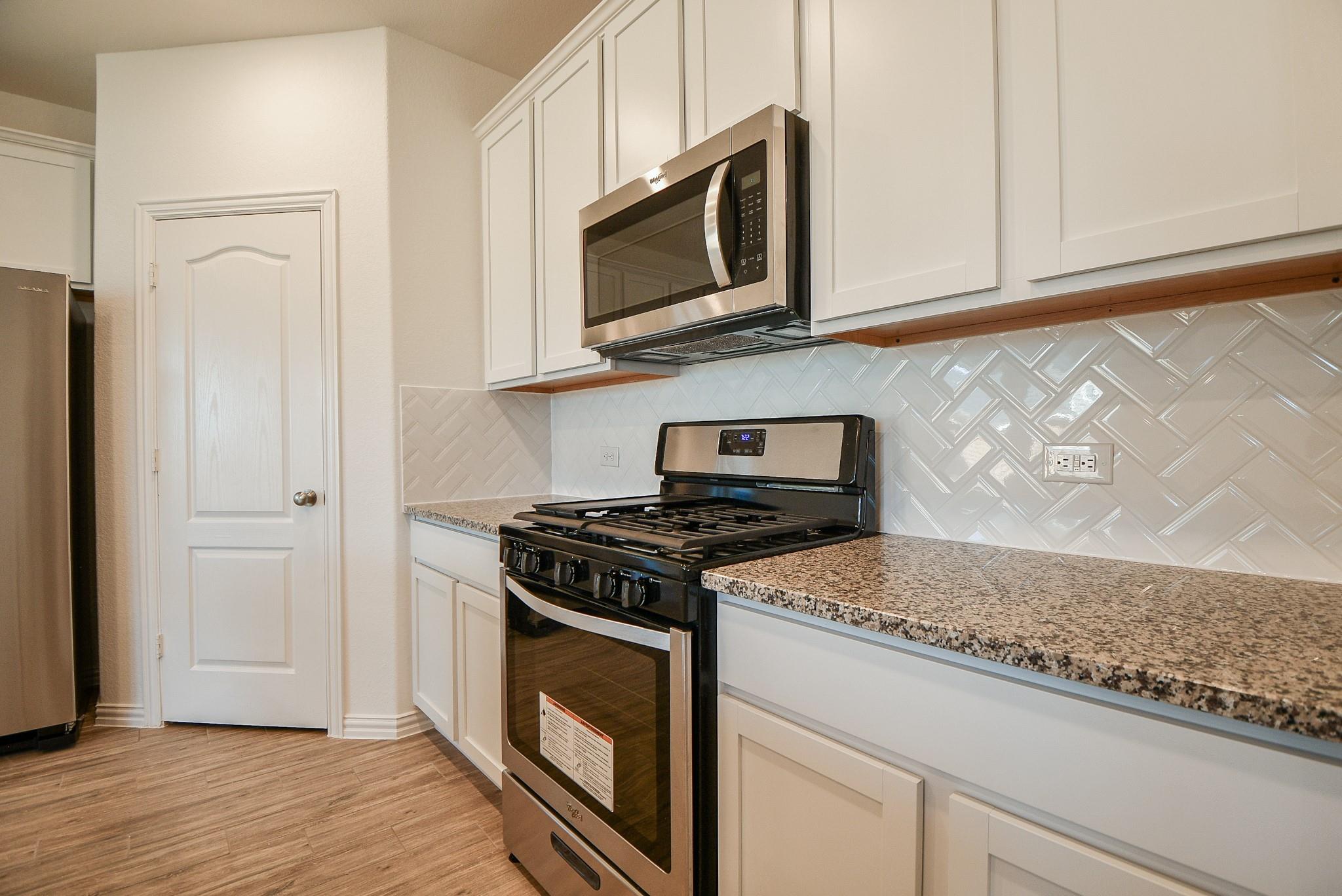 31306 Black Forest Crossing Property Photo 16