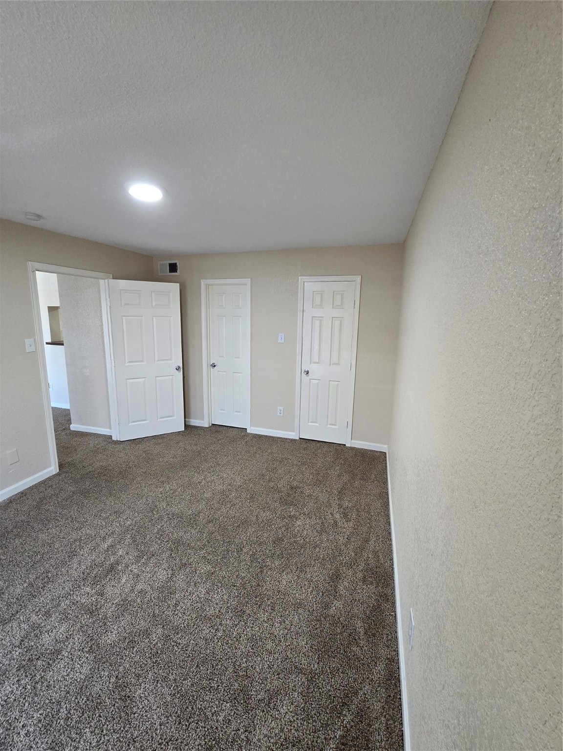 8100 Creekbend Drive 138 Property Photo 8