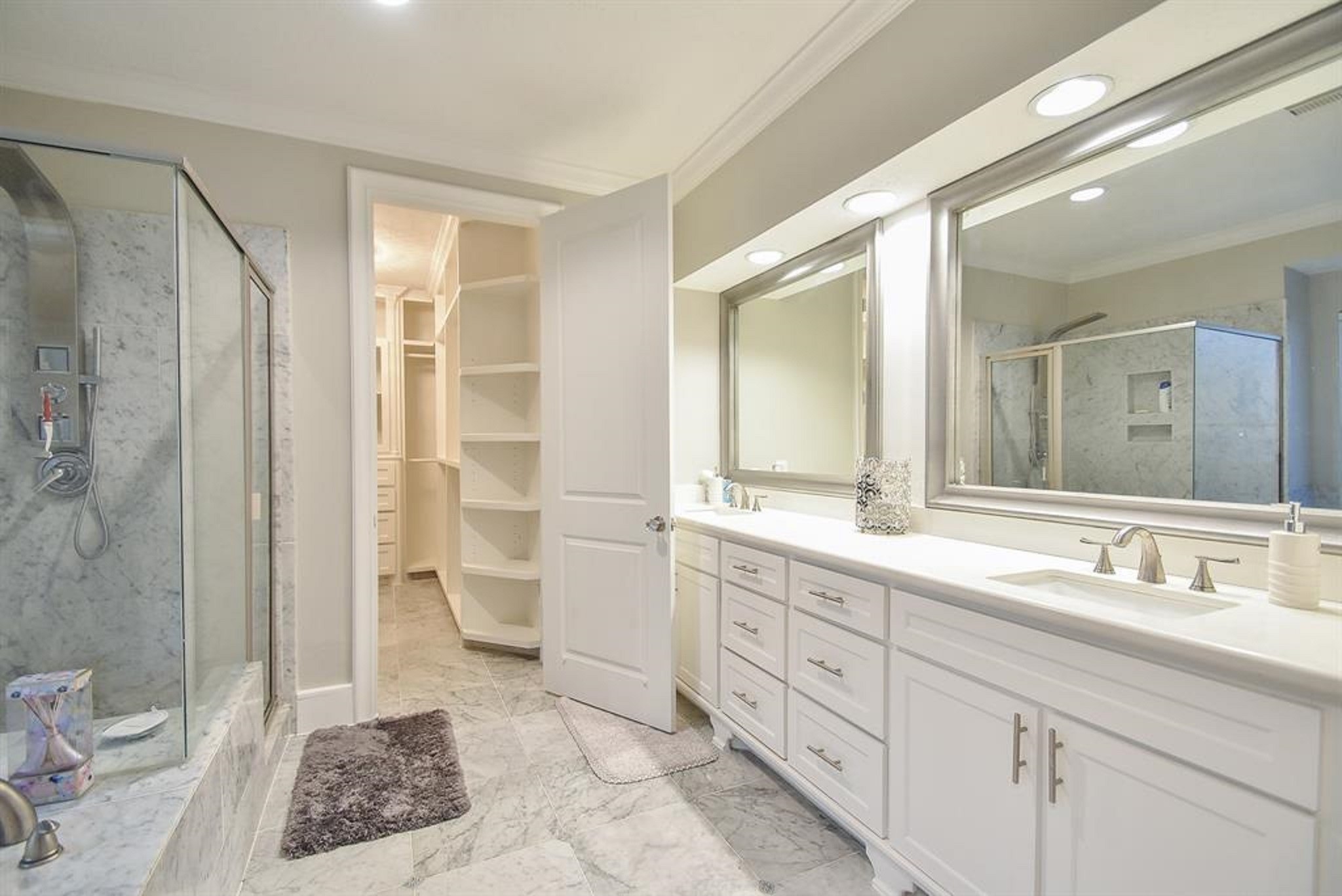 4526 Lakeside Meadow Drive Property Photo 20