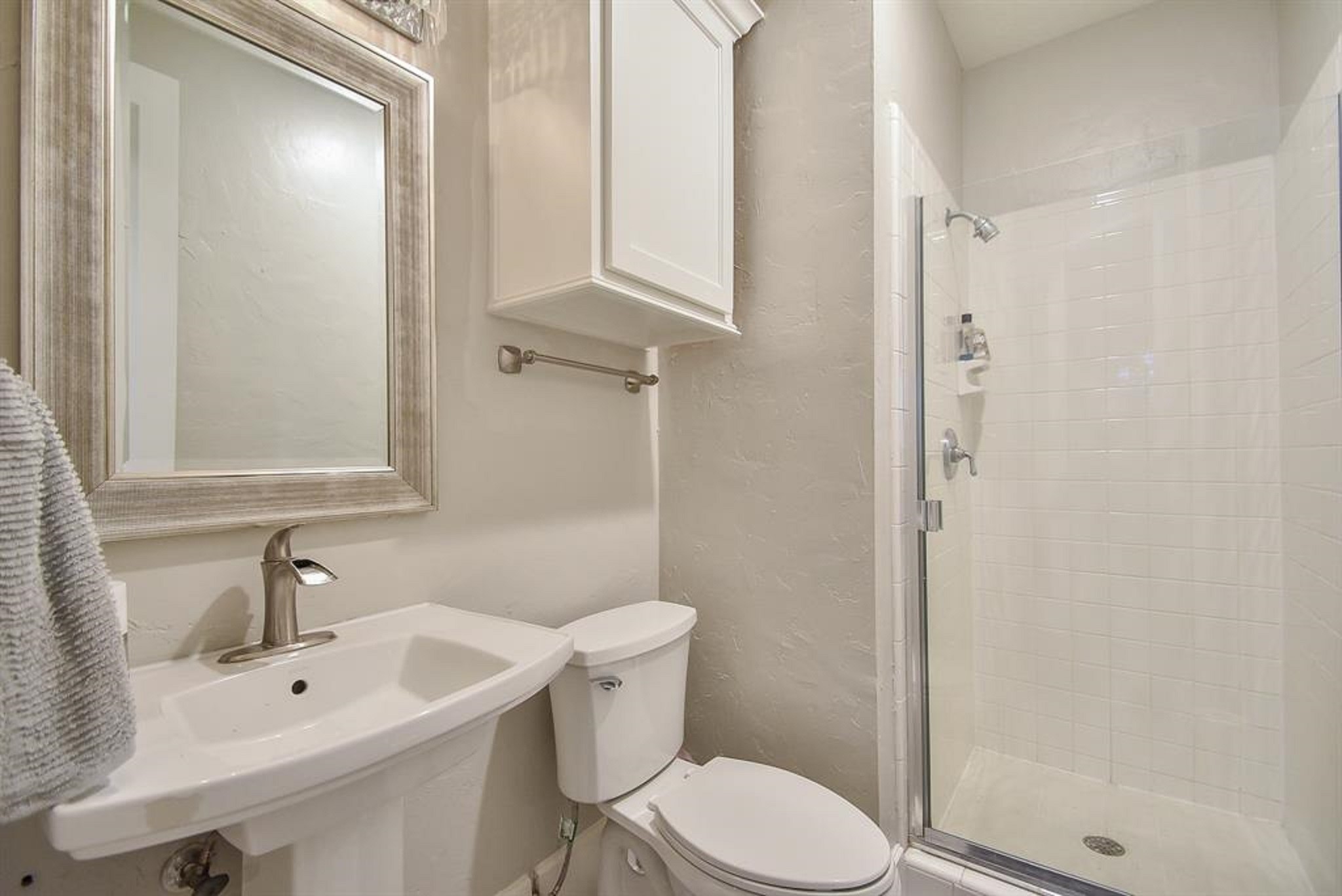 4526 Lakeside Meadow Drive Property Photo 28