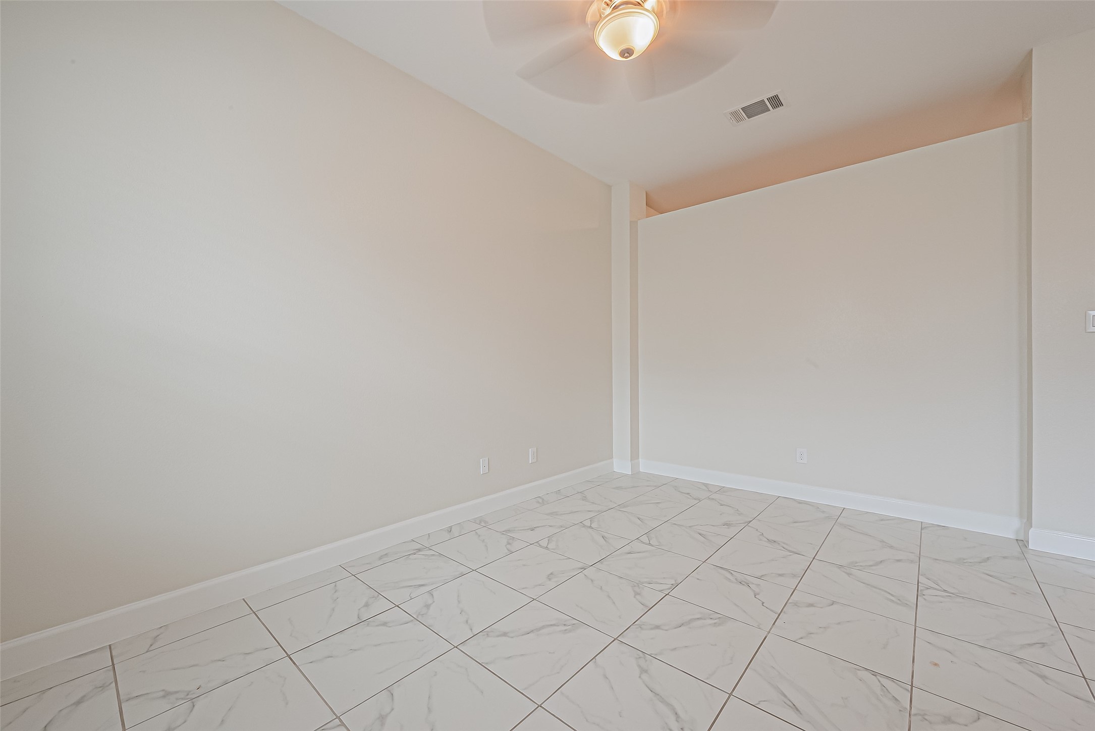 27022 Keystone Brook Way Property Photo 12