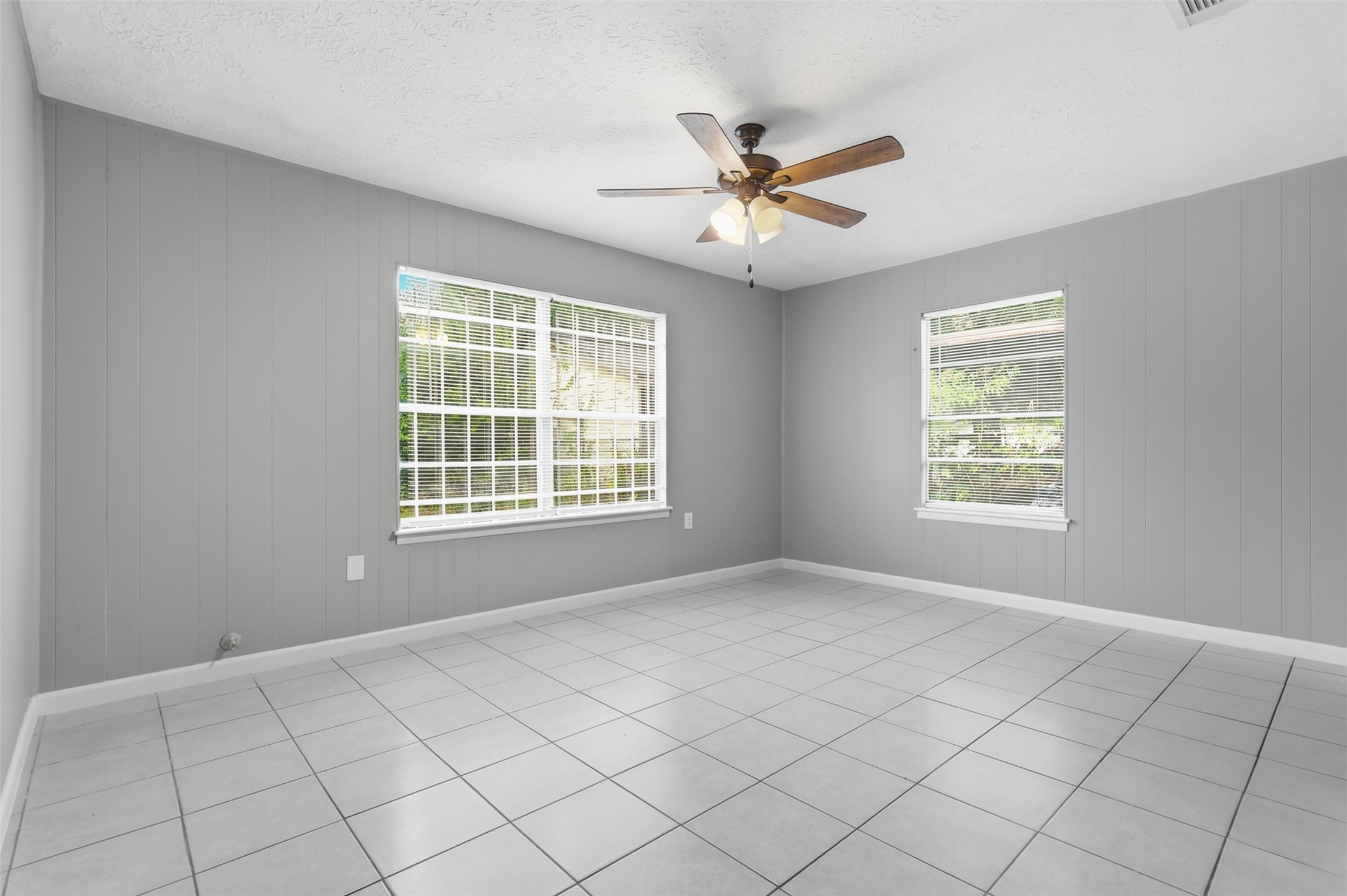 2101 Flynn Drive Property Photo 7