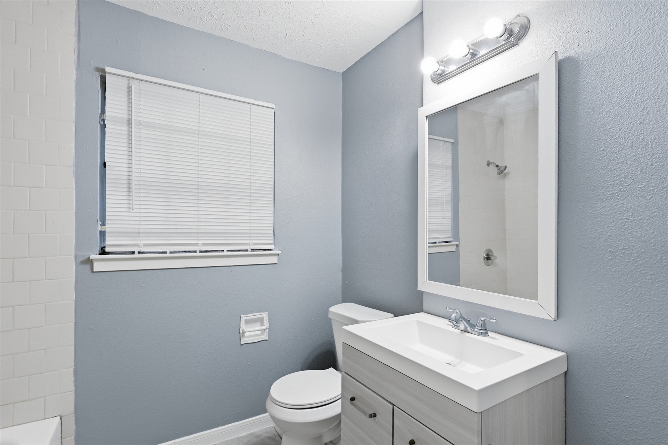 2101 Flynn Drive Property Photo 9