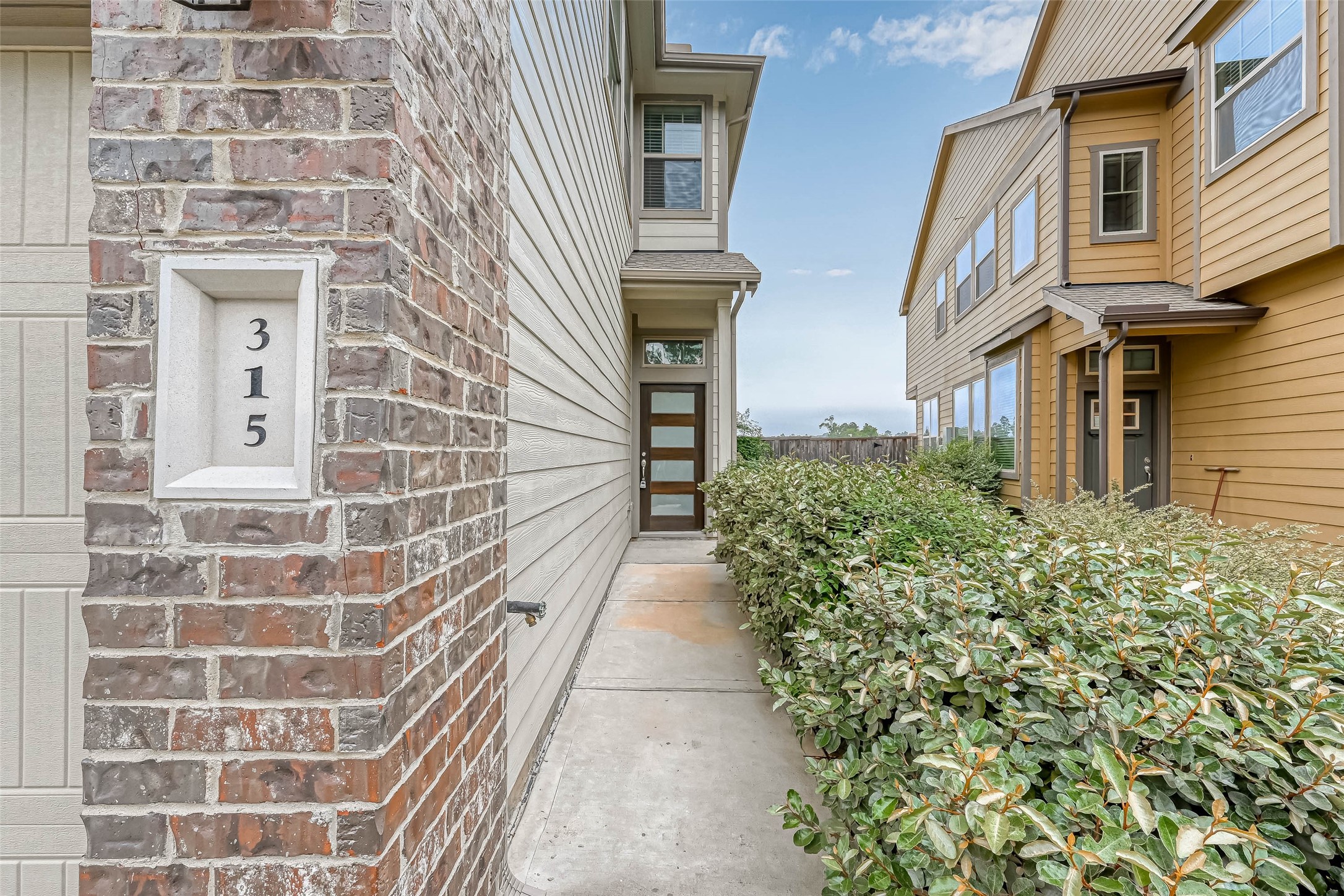 315 Biltmore Loop Property Photo 5