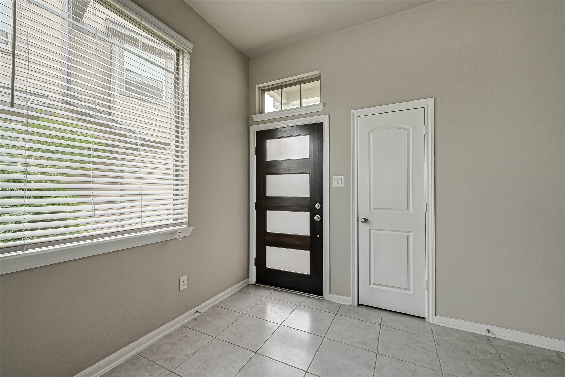 315 Biltmore Loop Property Photo 7