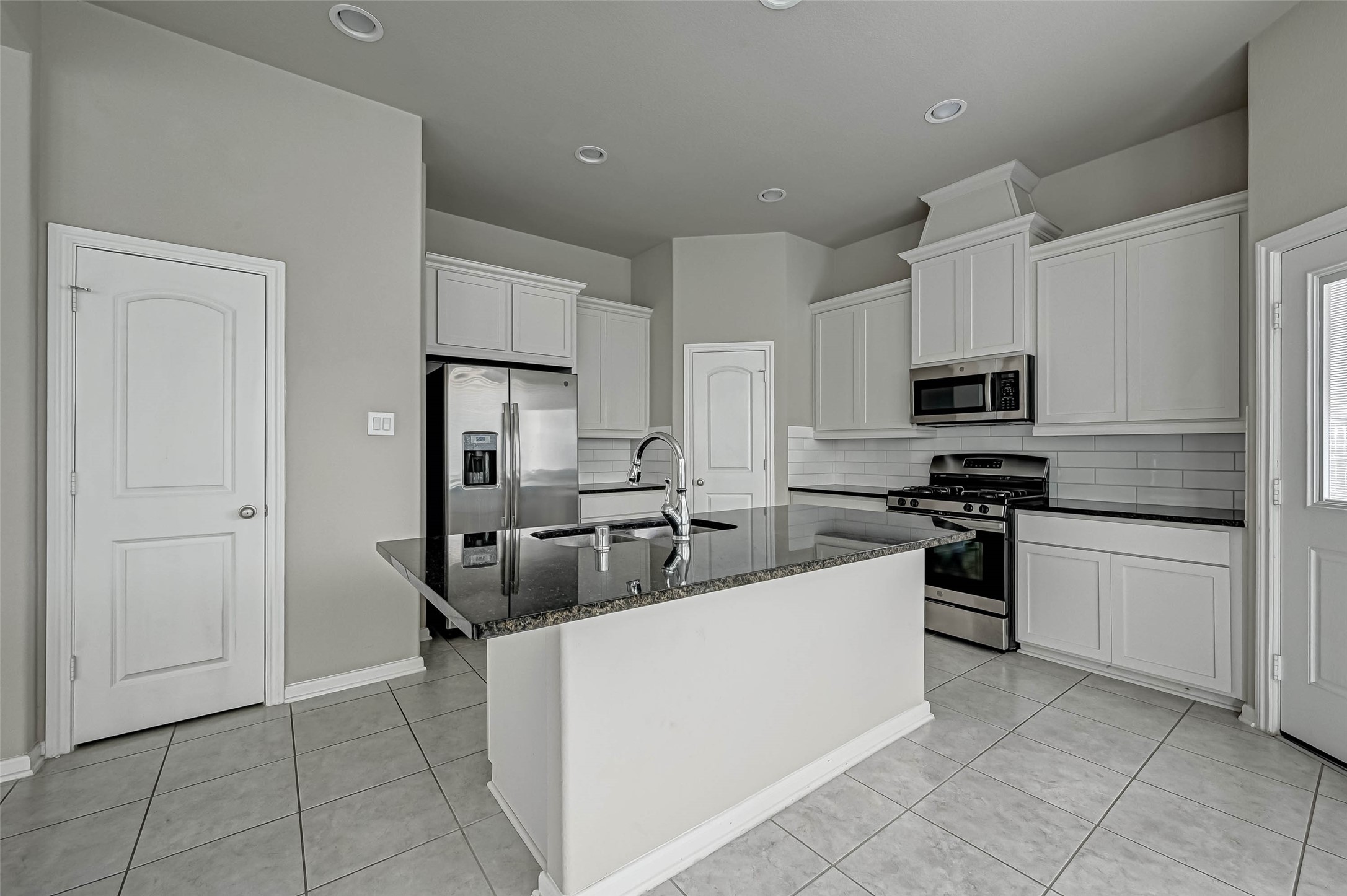315 Biltmore Loop Property Photo 14