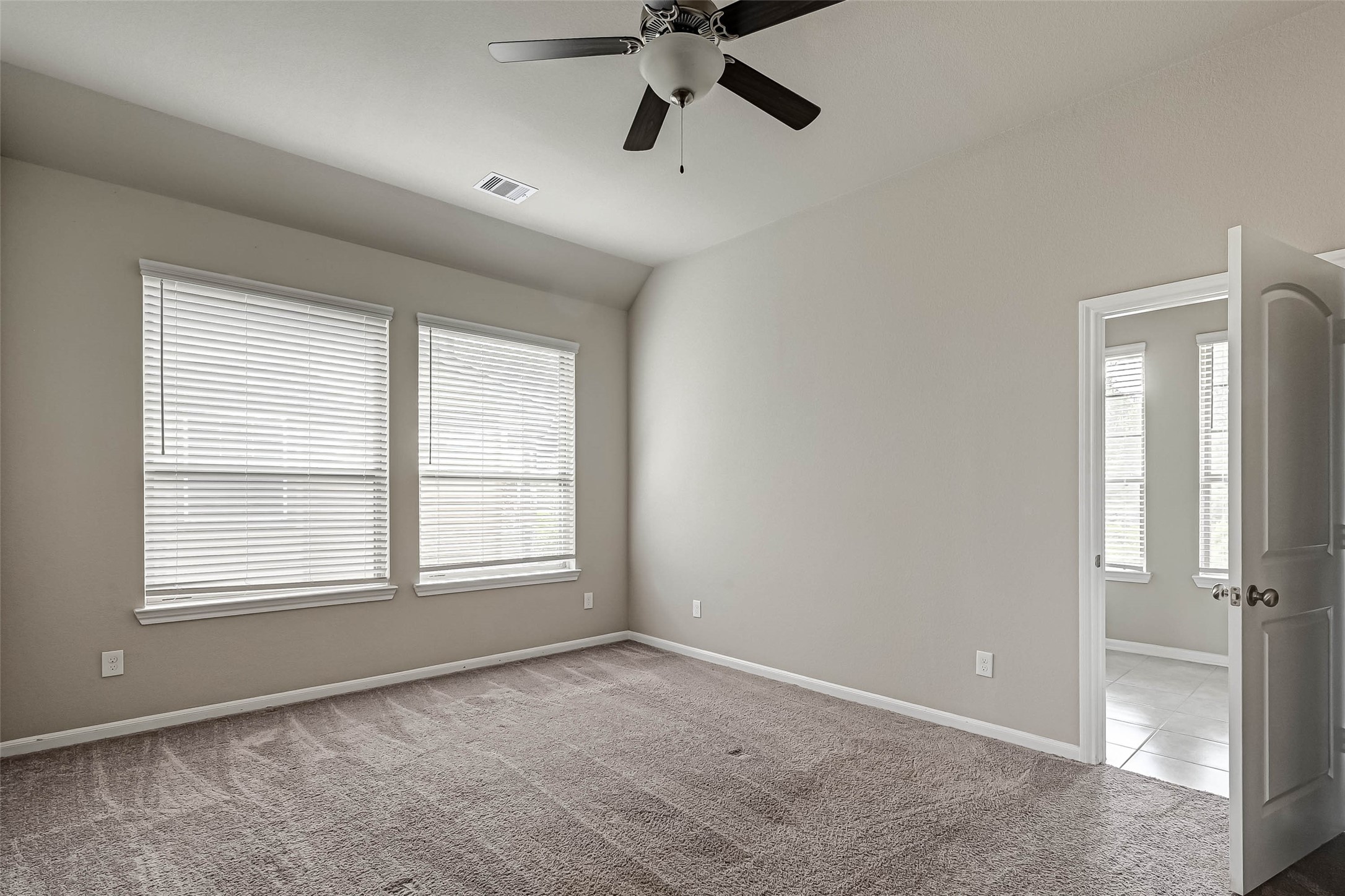 315 Biltmore Loop Property Photo 23