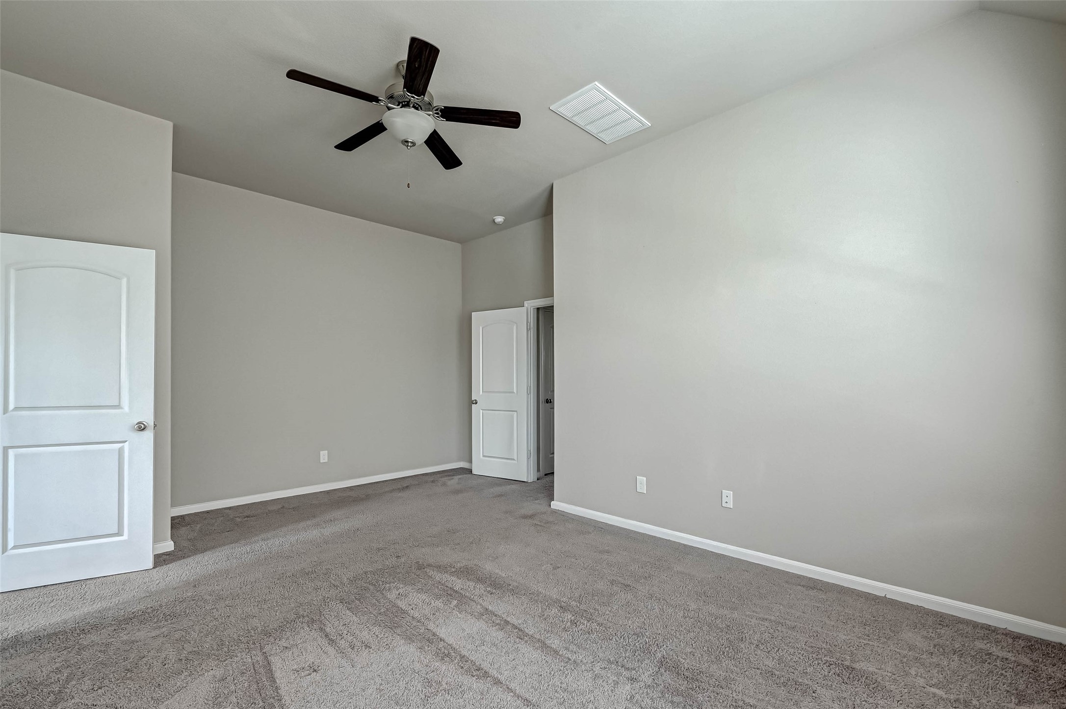 315 Biltmore Loop Property Photo 28