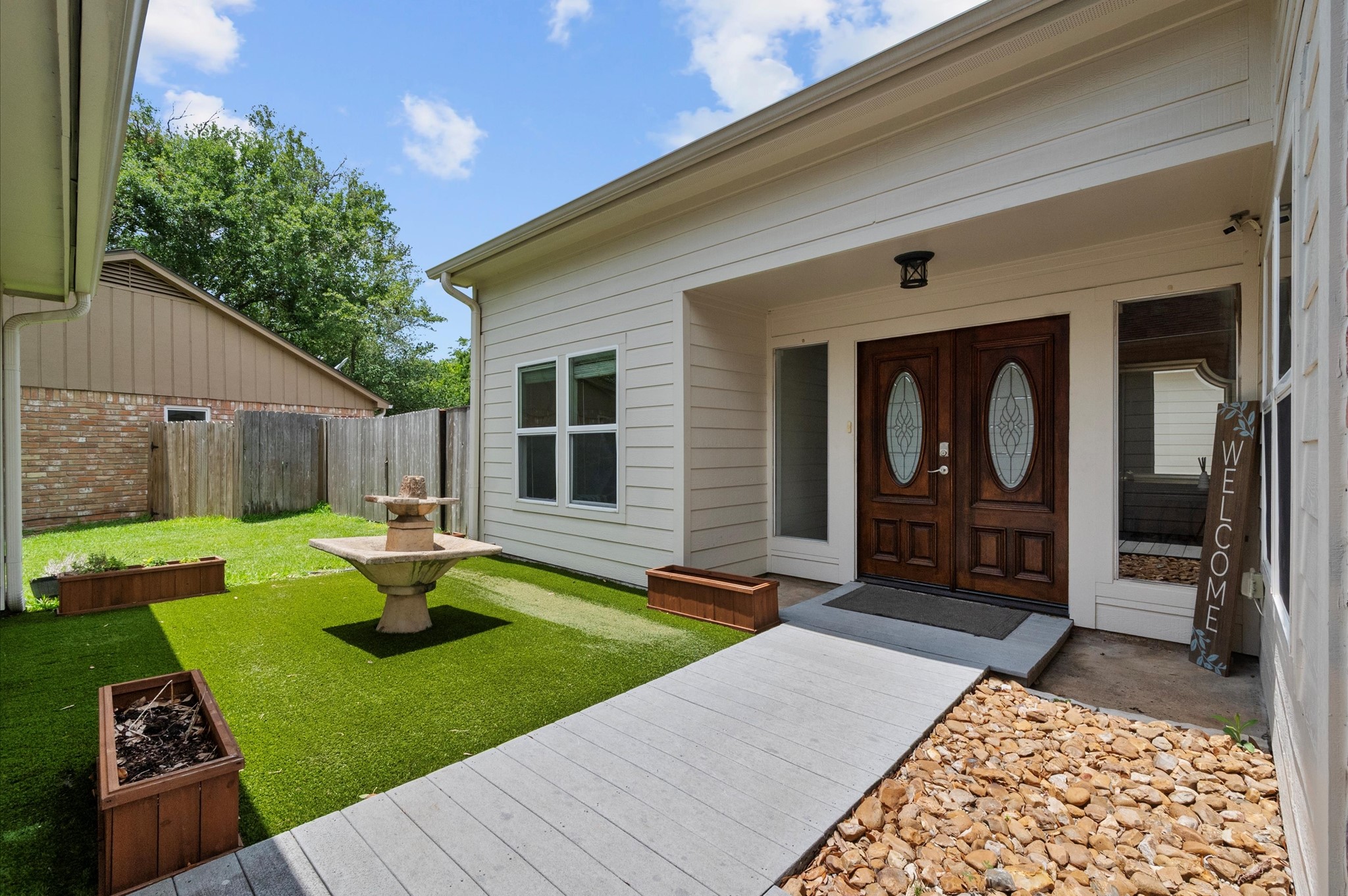 706 Geronimo Court Property Photo 1