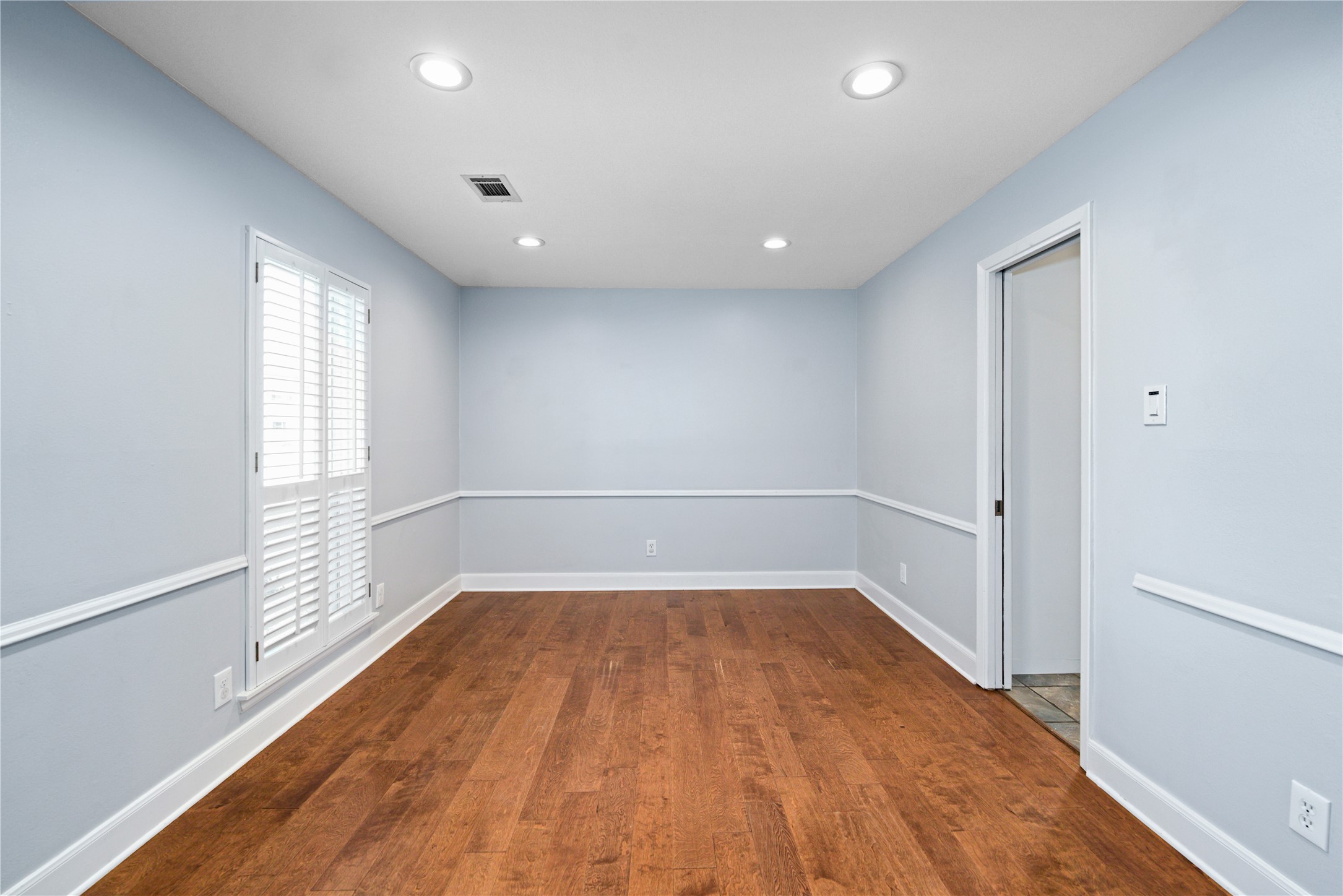 3415 Freshmeadows Drive Property Photo 5