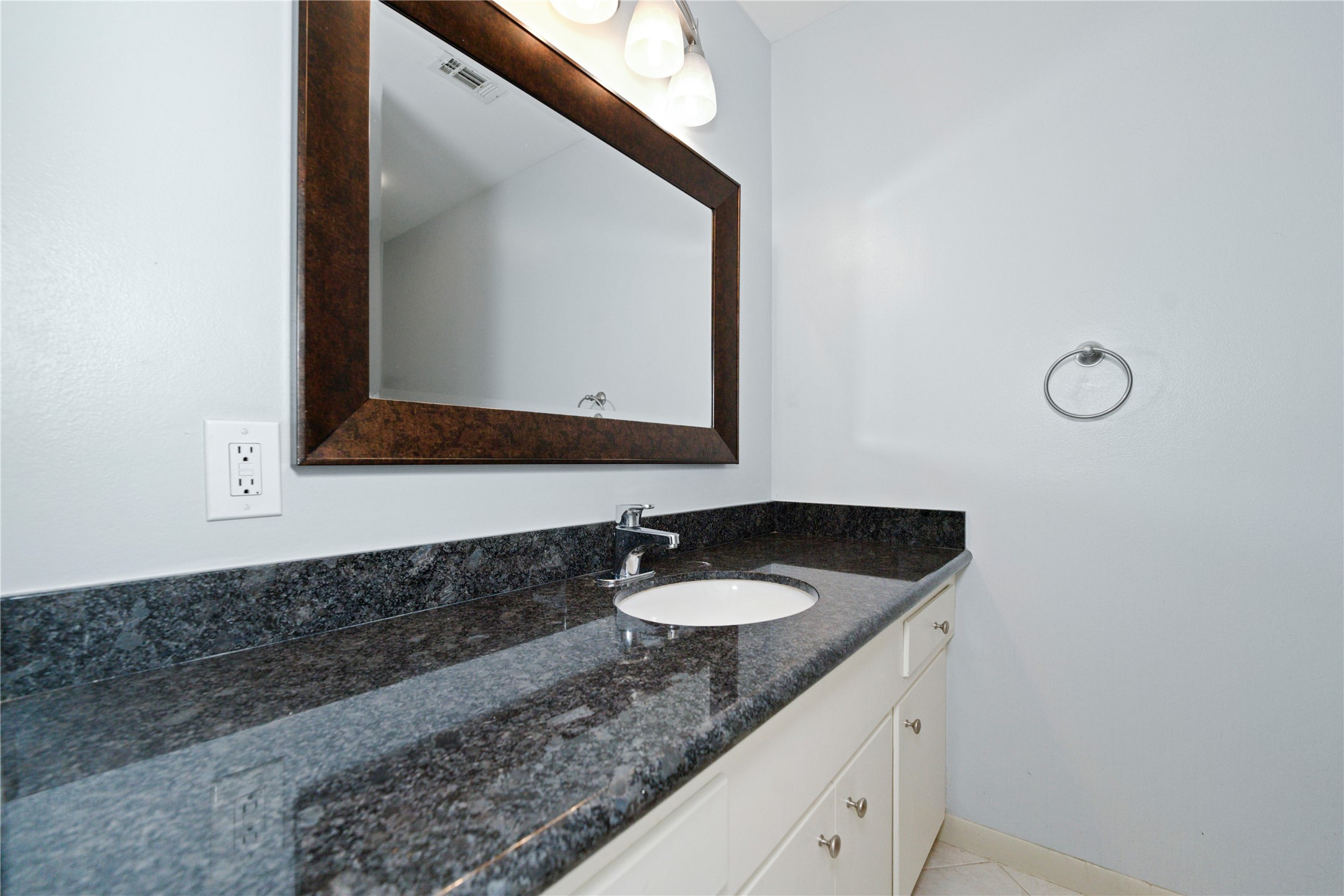 3415 Freshmeadows Drive Property Photo 20