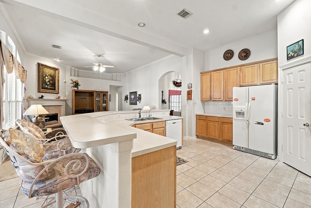 3210 Silverberry Trail Property Photo 6