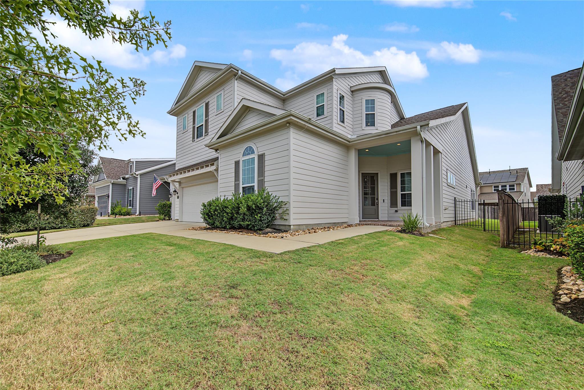 2352 Goldenglade Drive, Conroe Tx 77384 Property Photo 1