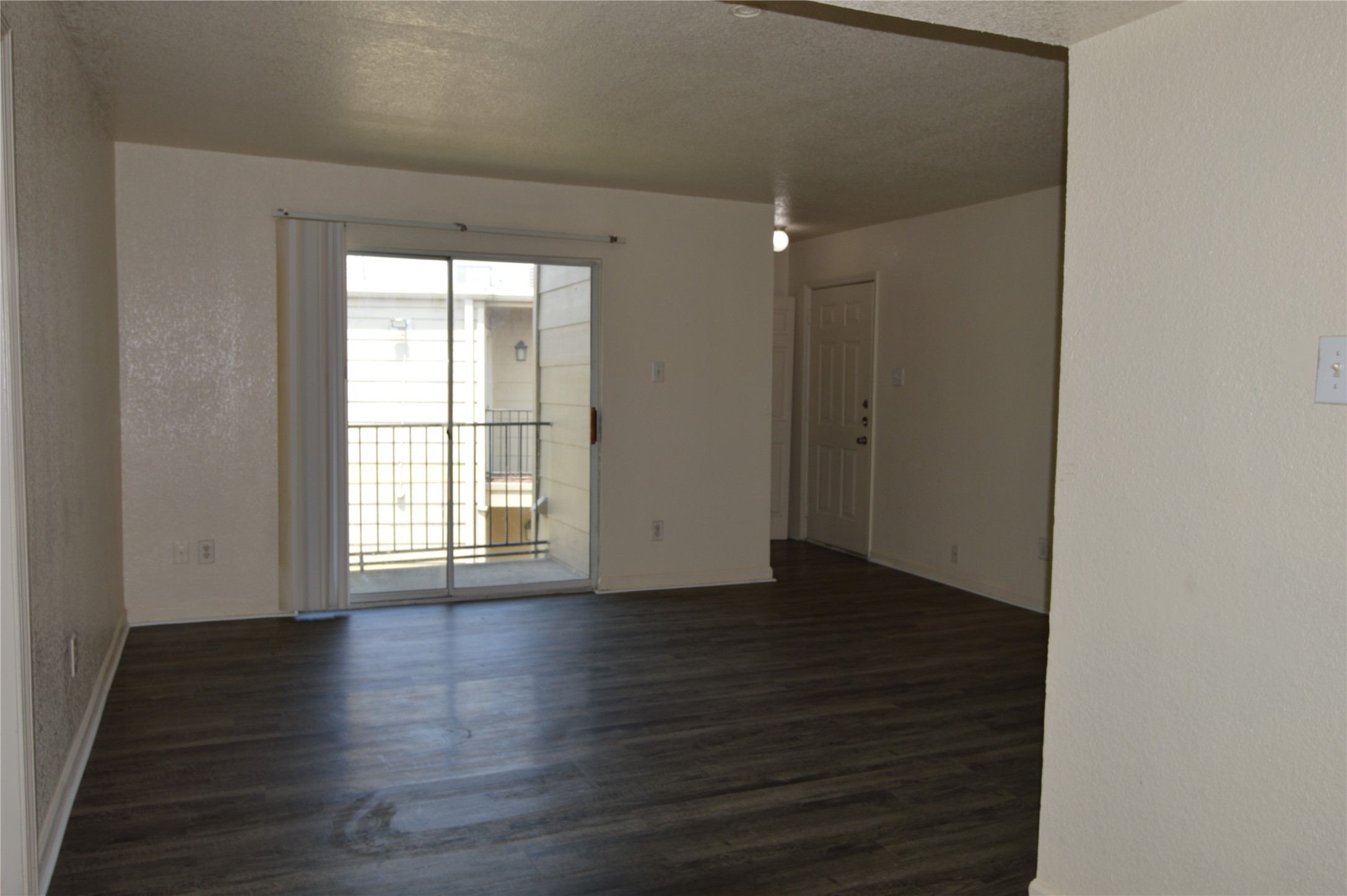 8100 Creekbend Drive 174 Property Photo 7