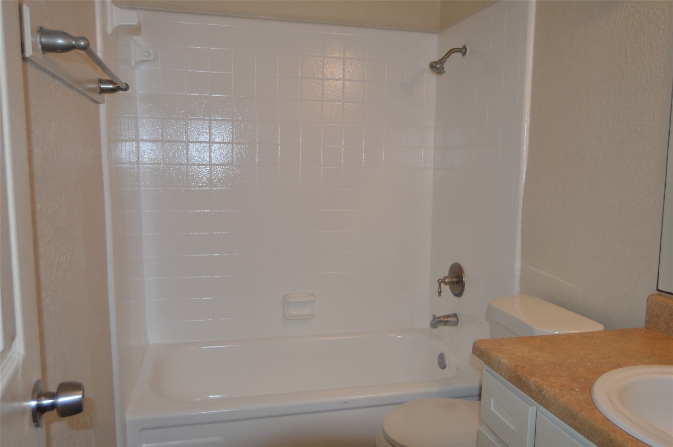 8100 Creekbend Drive 174 Property Photo 17
