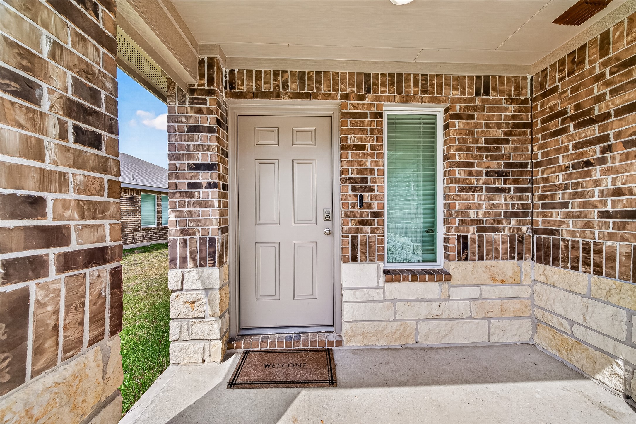 24410 Oriole Summit Drive Property Photo 3