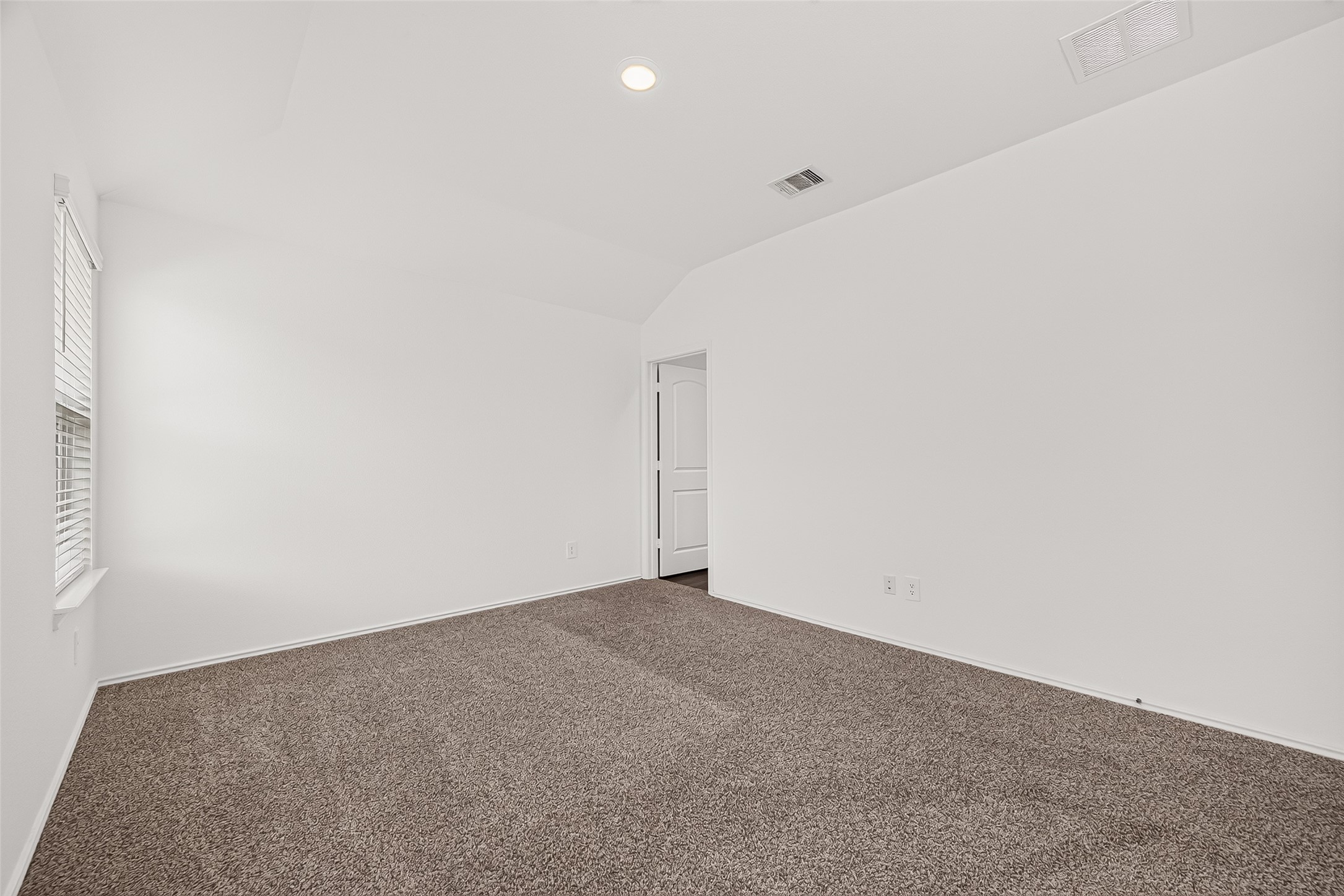 24410 Oriole Summit Drive Property Photo 18