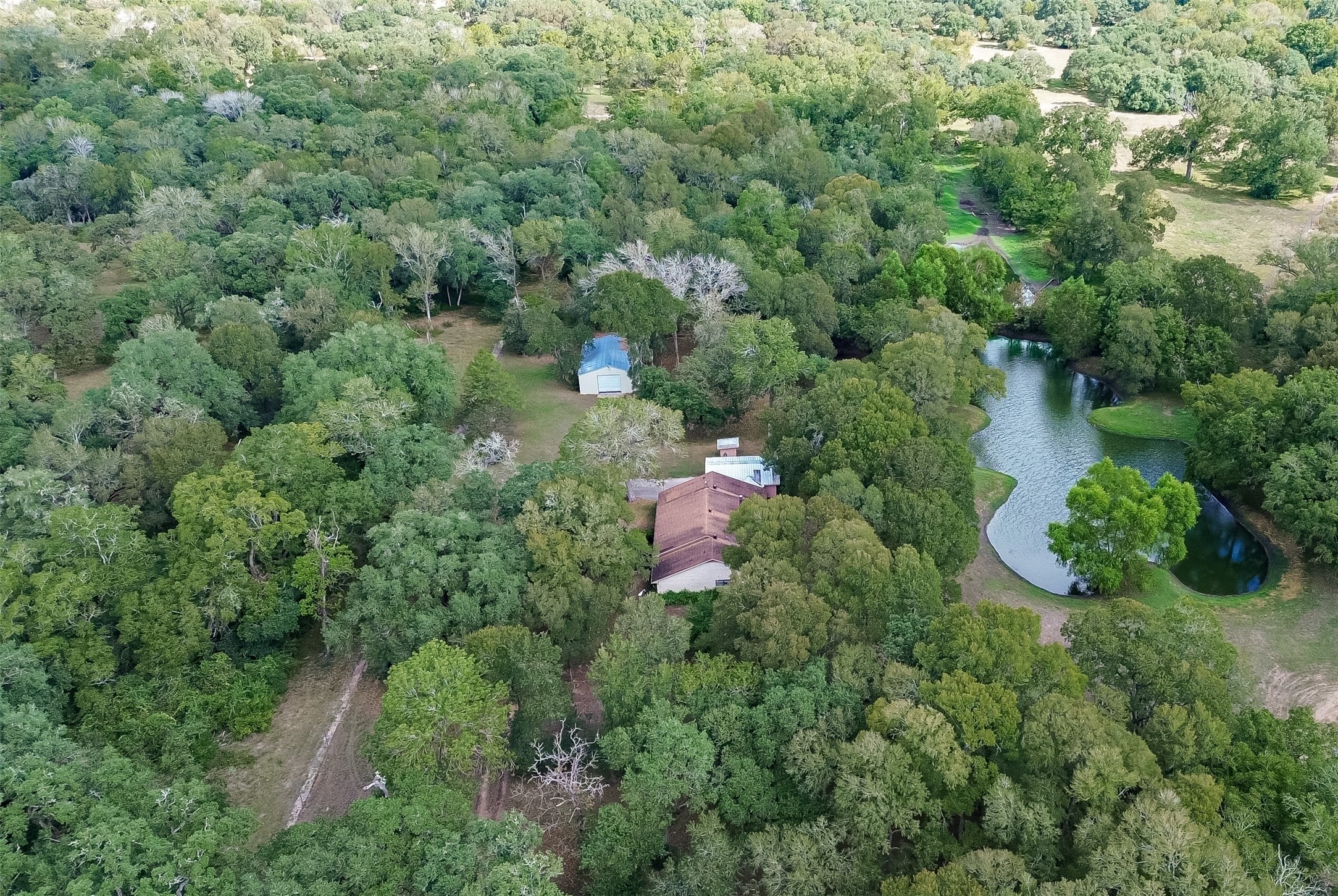 1135 Buescher Road Property Photo 2