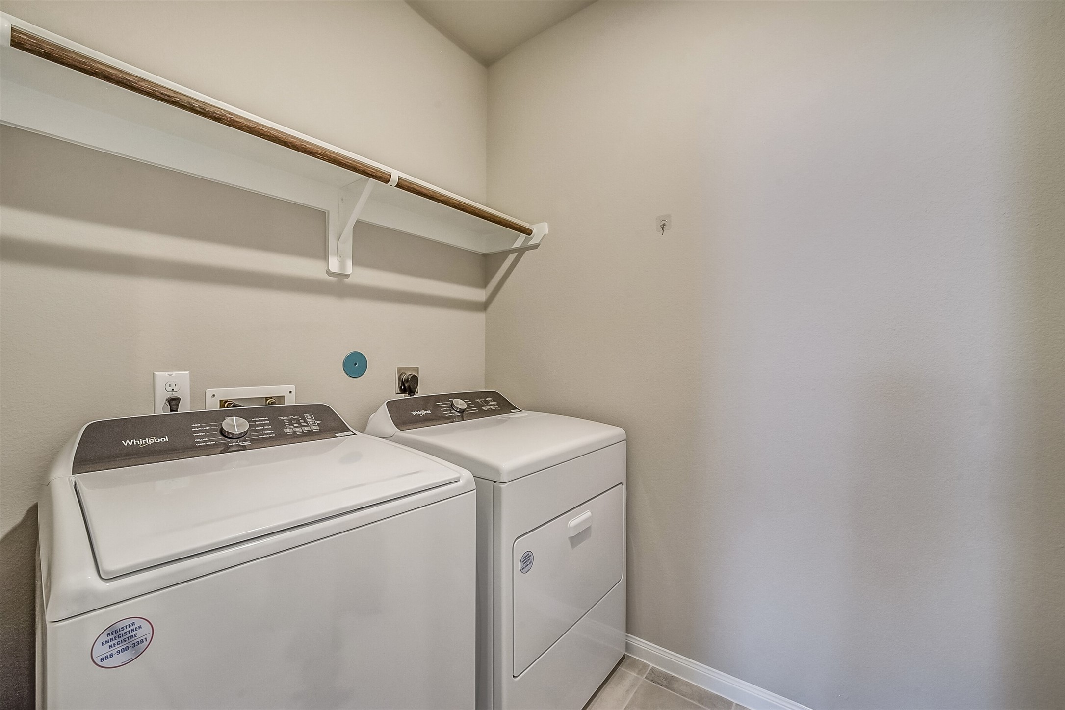 4204 Weathered Oak Drive Property Photo 24