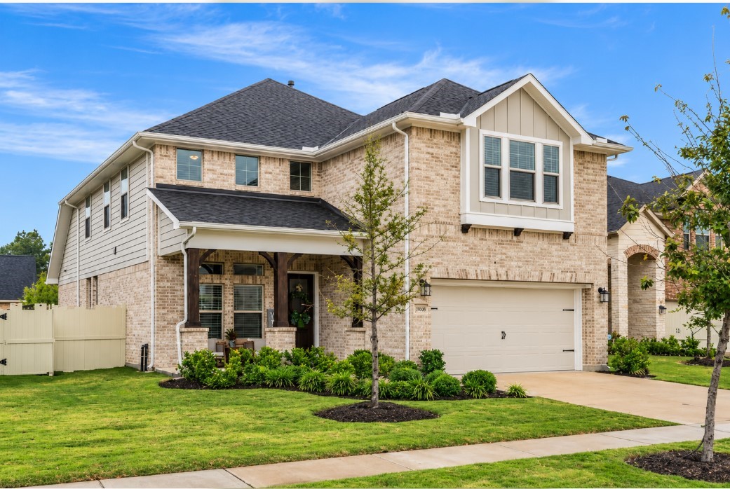 17008 Ash Leaf Way Property Photo 1