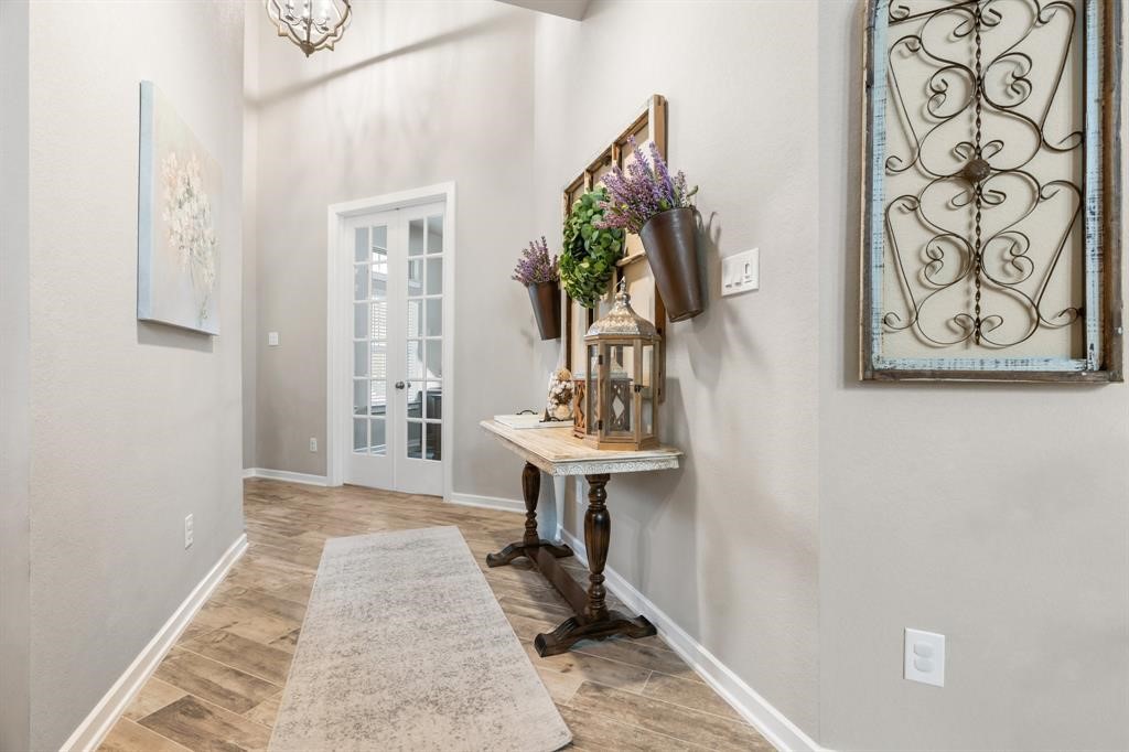 17008 Ash Leaf Way Property Photo 4