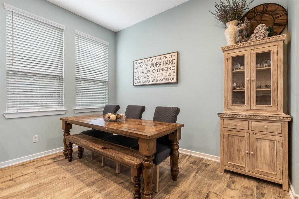 17008 Ash Leaf Way Property Photo 16