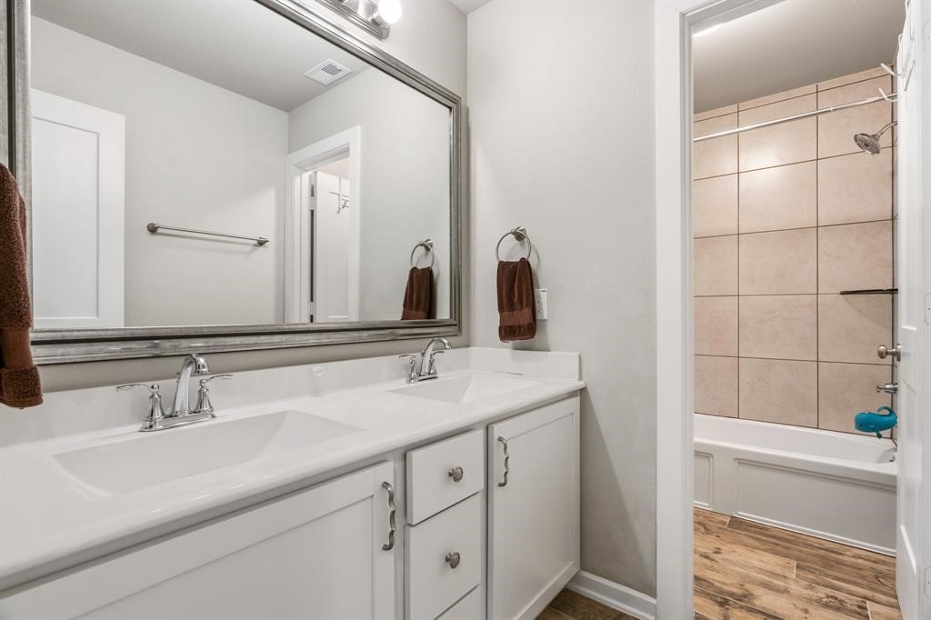 17008 Ash Leaf Way Property Photo 29