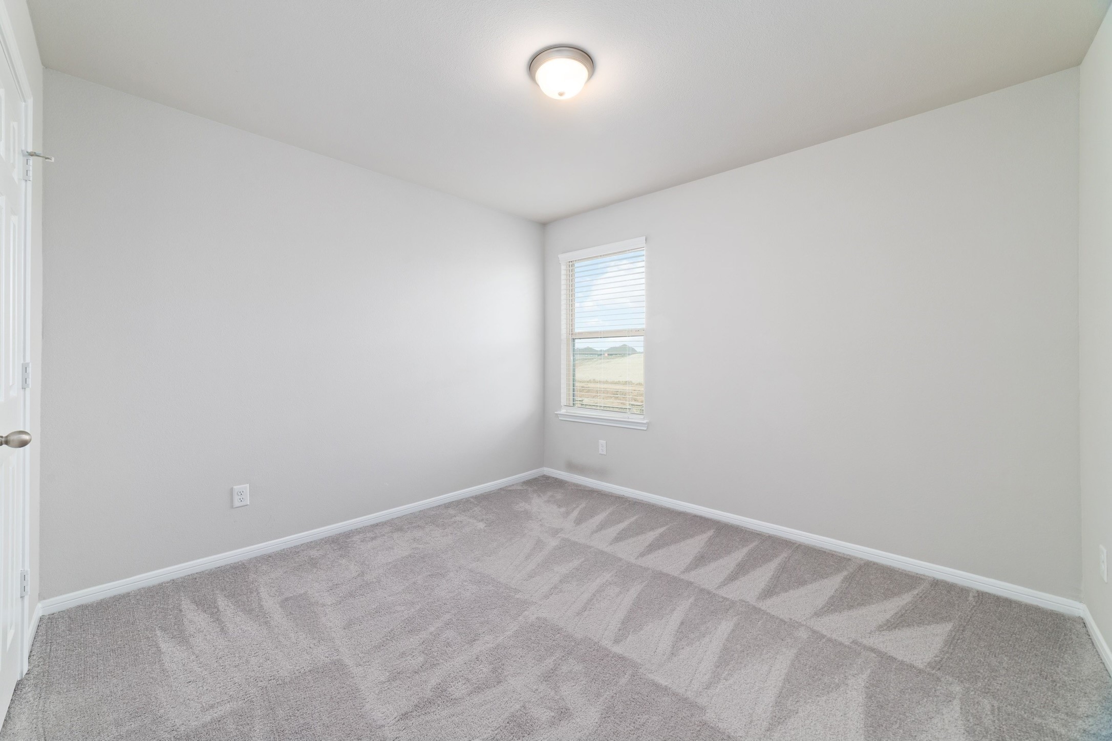 12923 Crombie Drive Drive Property Photo 11