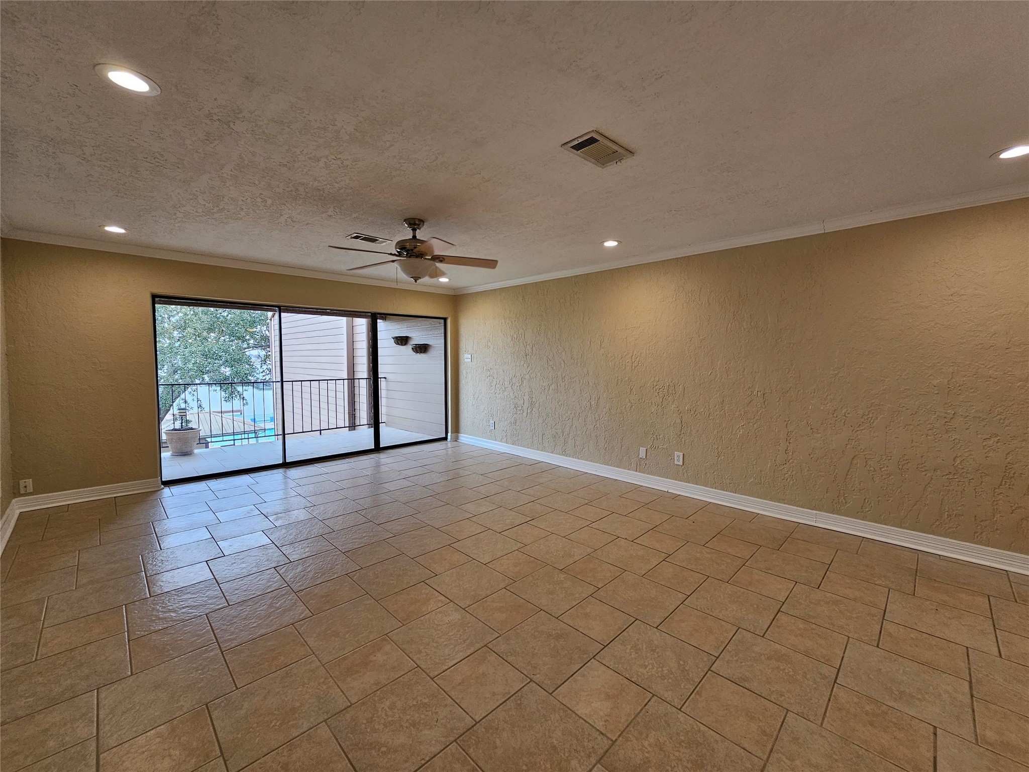 15575 Marina Drive 323a Property Photo 16