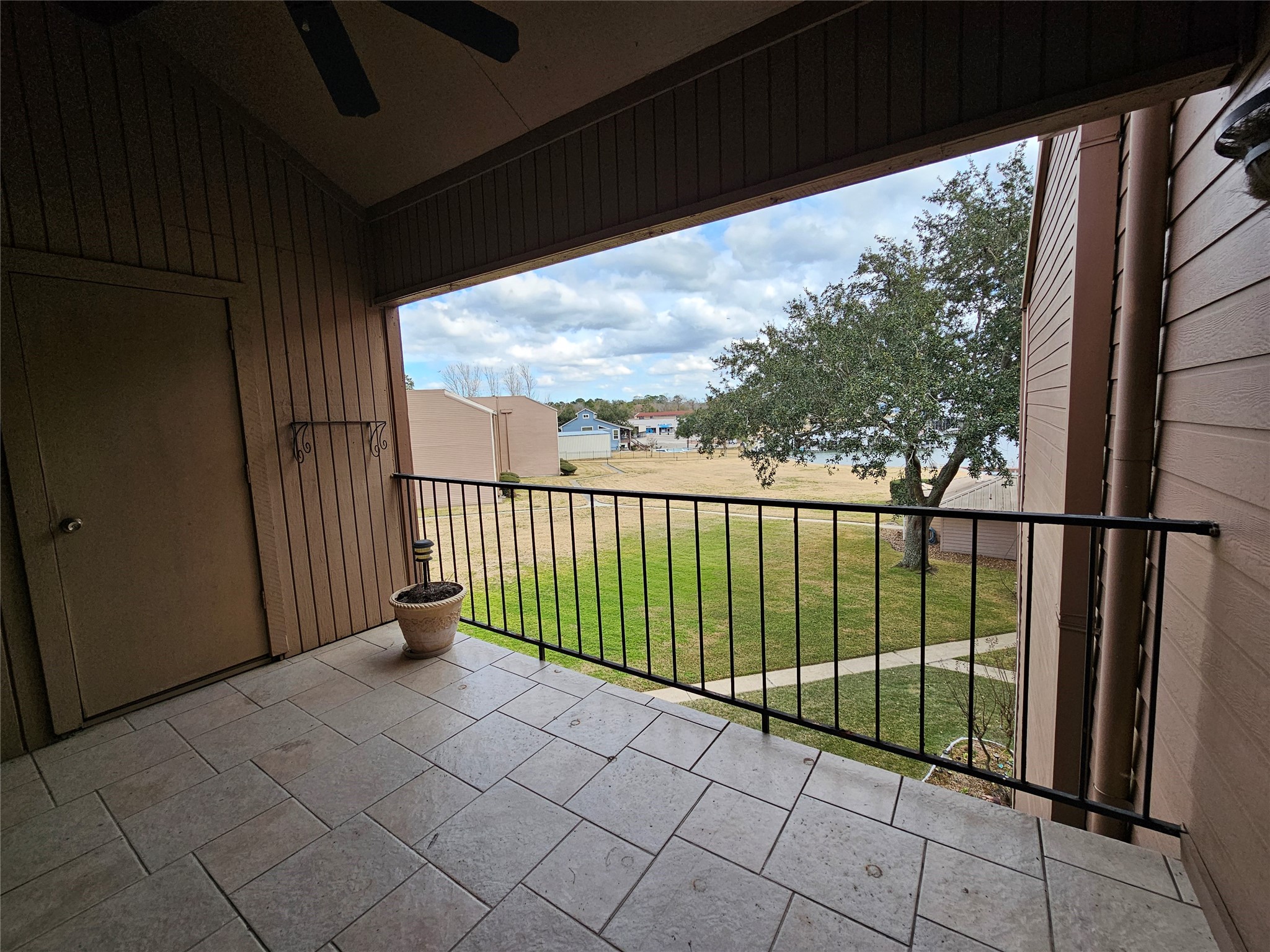 15575 Marina Drive 323a Property Photo 28