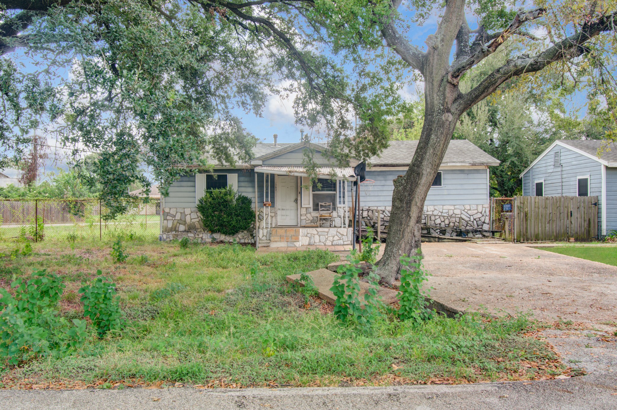 162 Calloway Street Property Photo 1