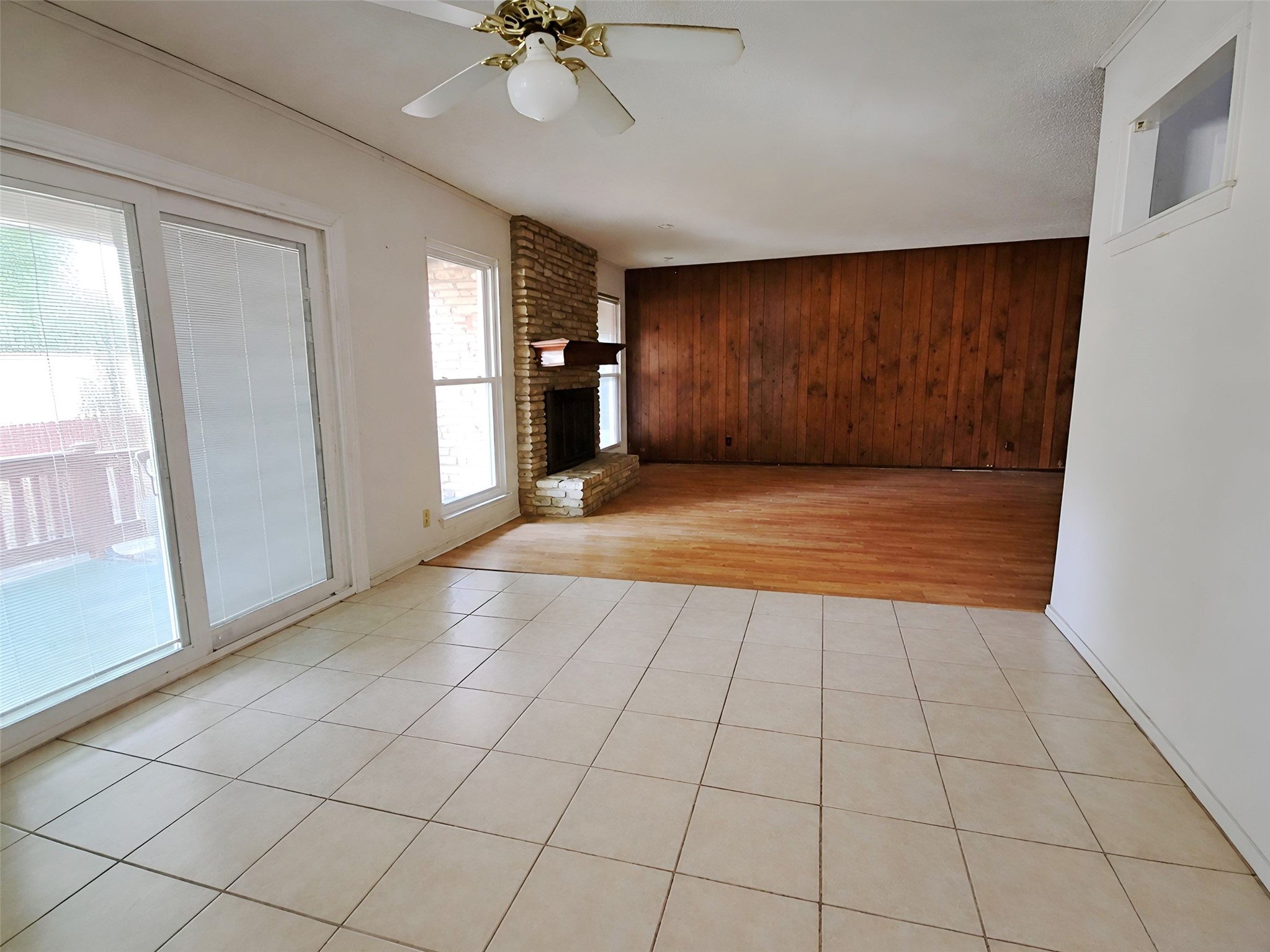 10104 Pond View Circle Property Photo 2