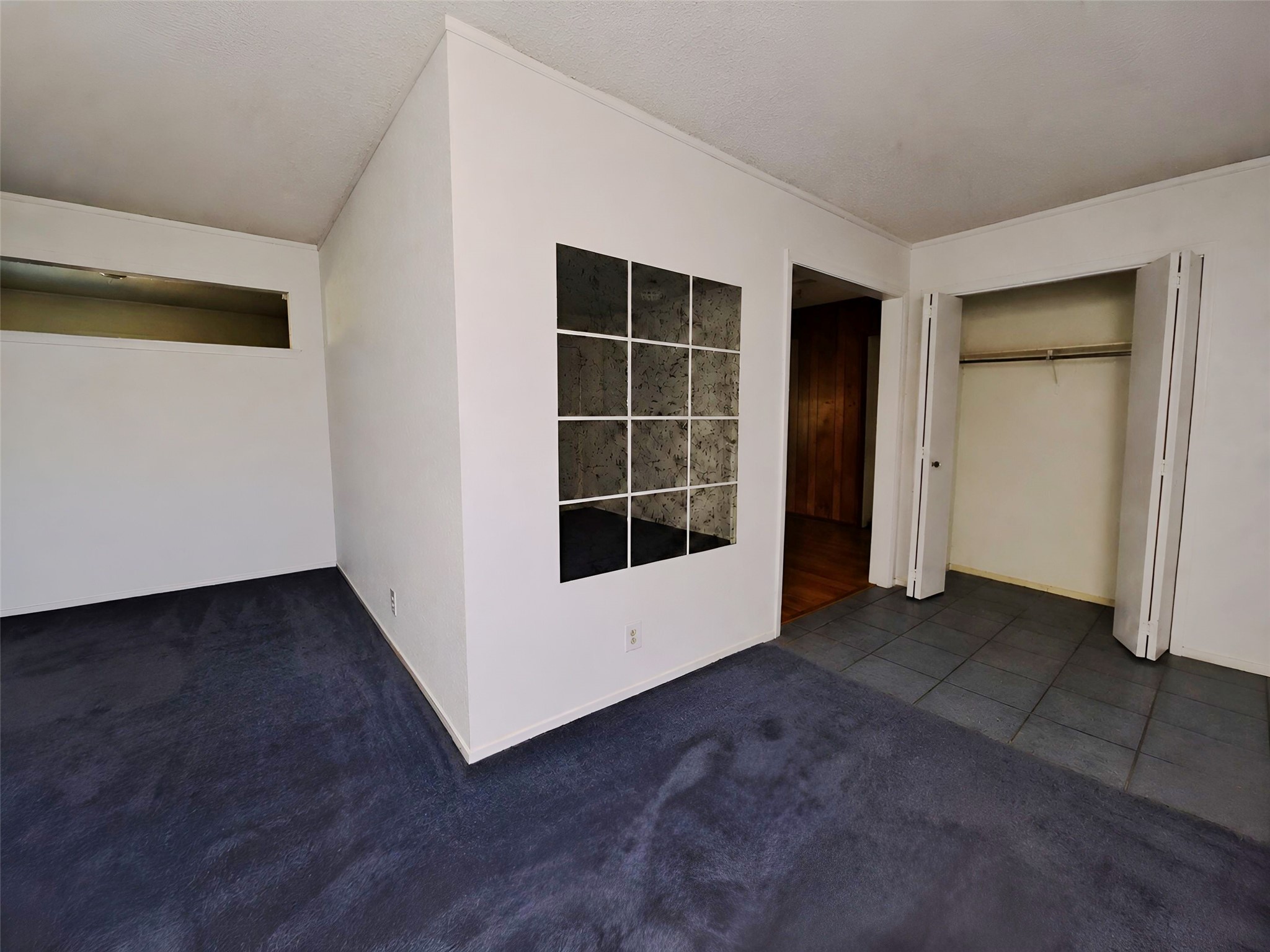 10104 Pond View Circle Property Photo 9