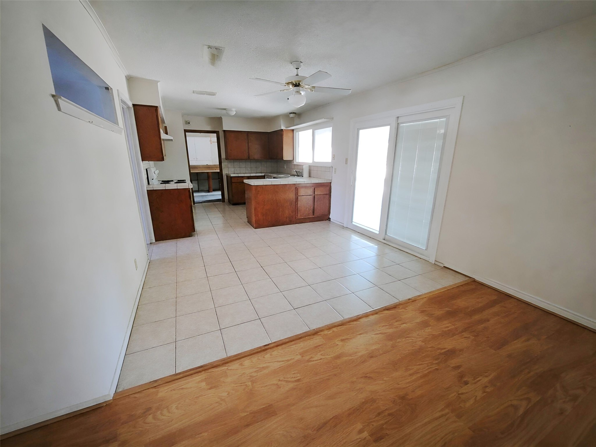 10104 Pond View Circle Property Photo 11