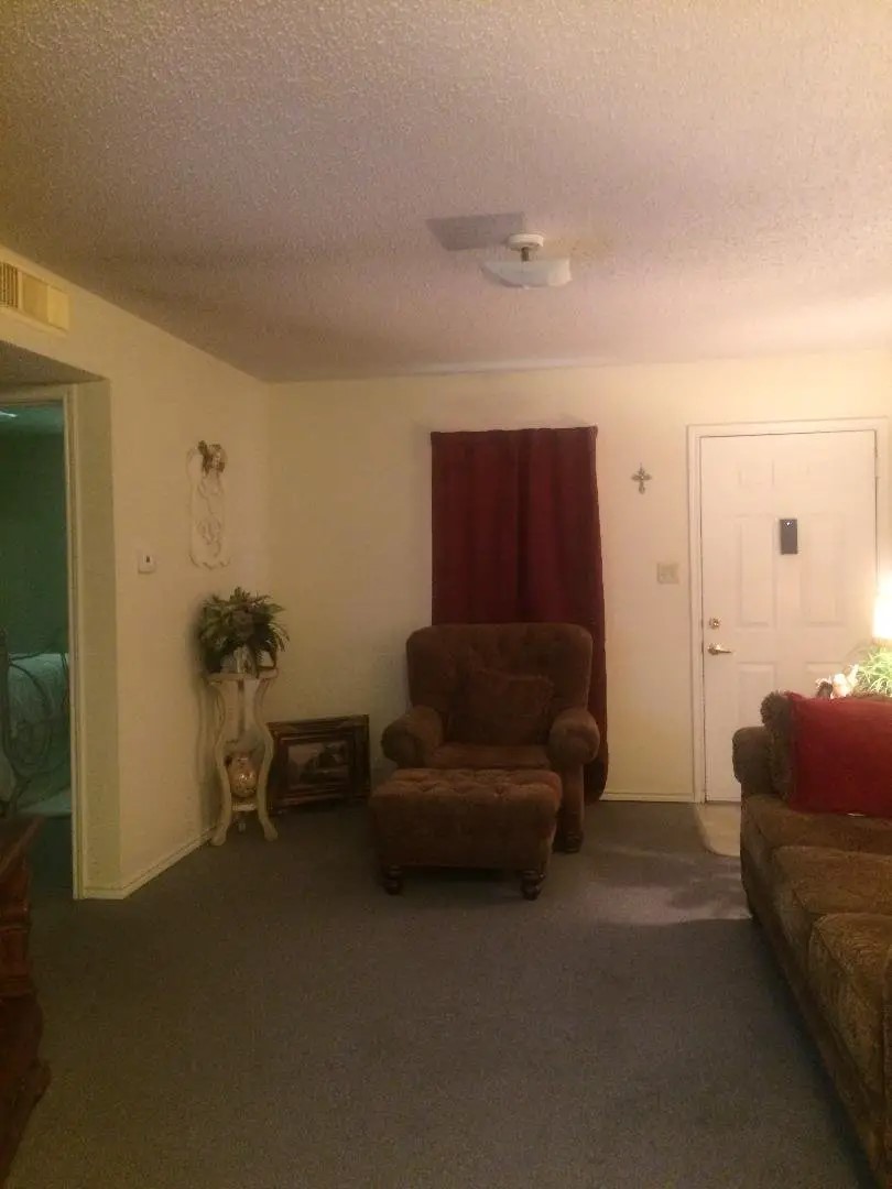 200 Tom Brown Pkwy Property Photo 6