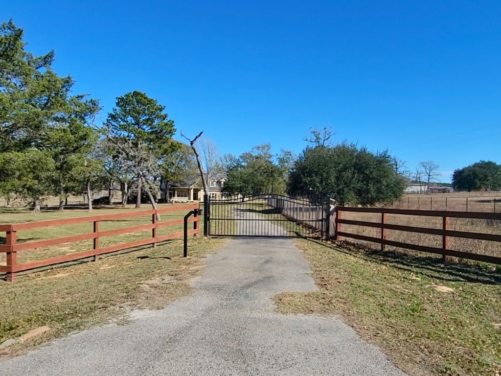 32540 Courtney Property Photo 6