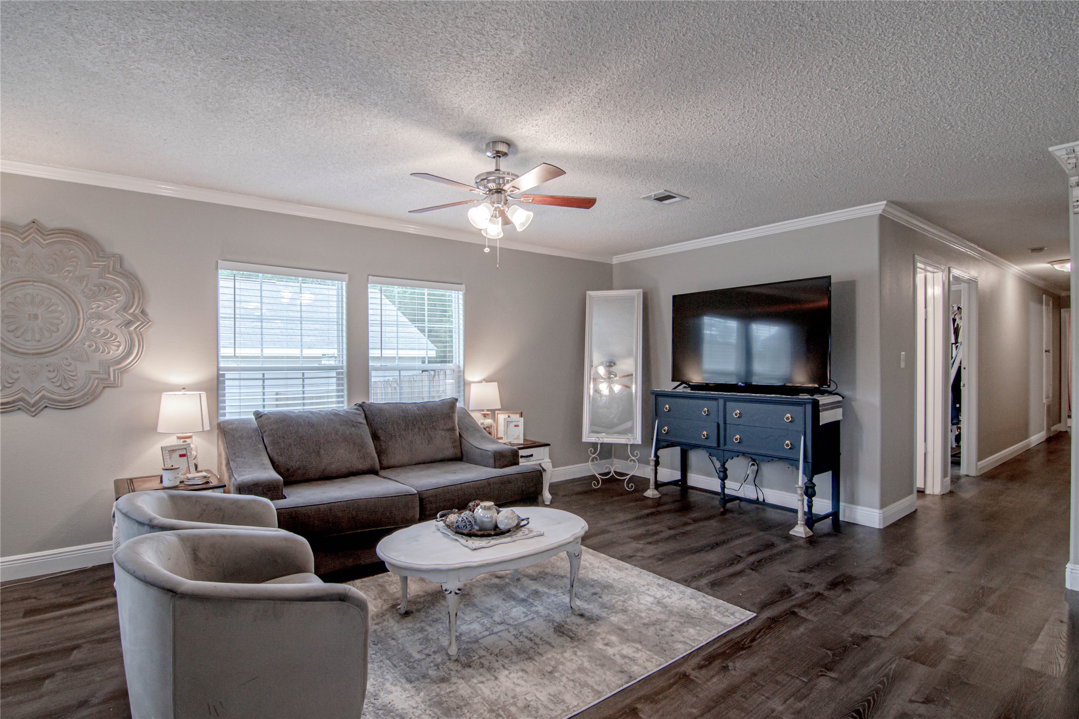 162 Varsity Drive Property Photo 3