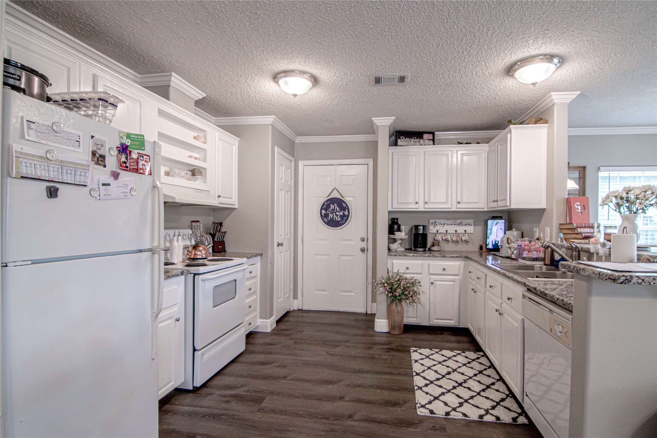 162 Varsity Drive Property Photo 8