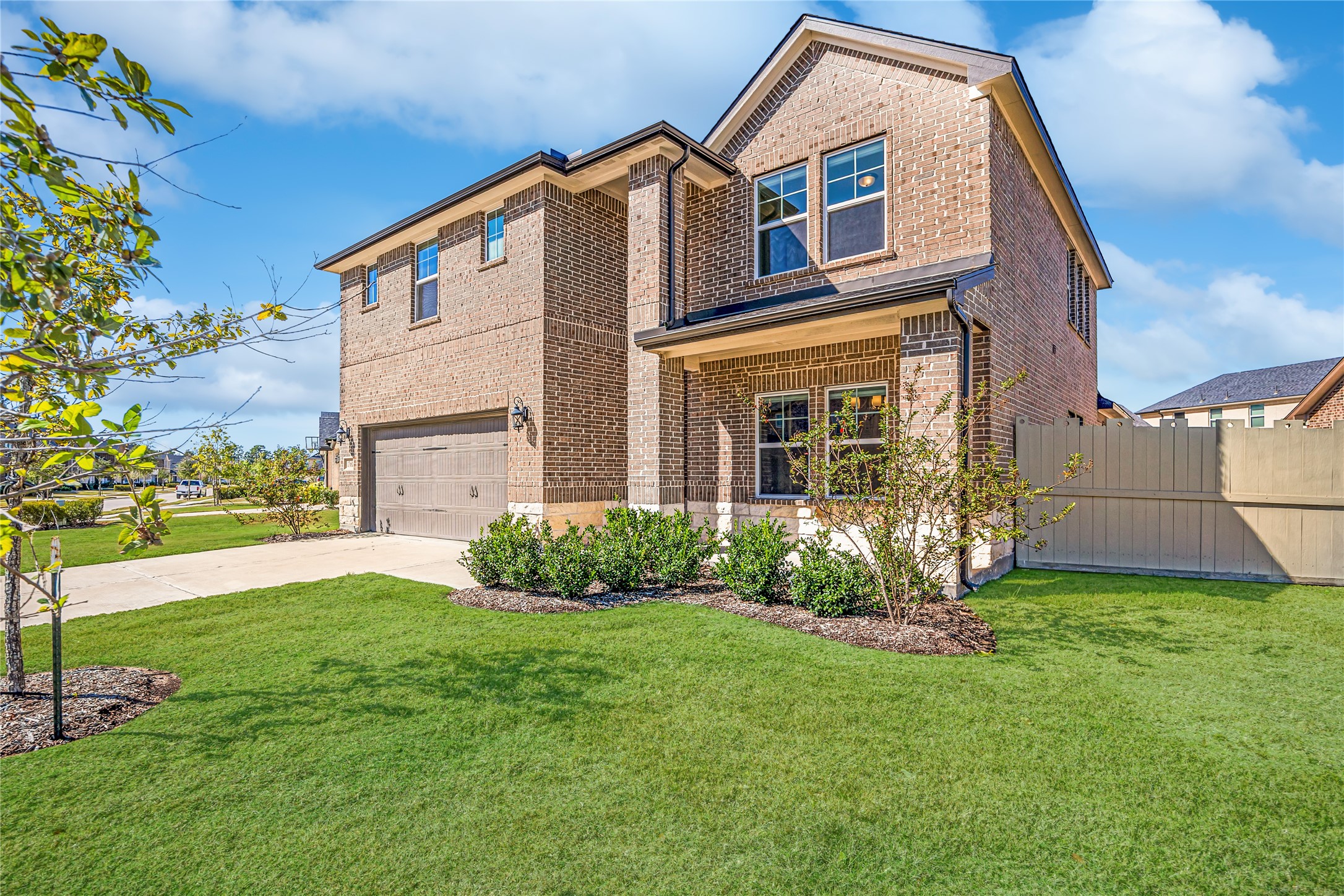 17681 Rosette Grass Drive Property Photo 2