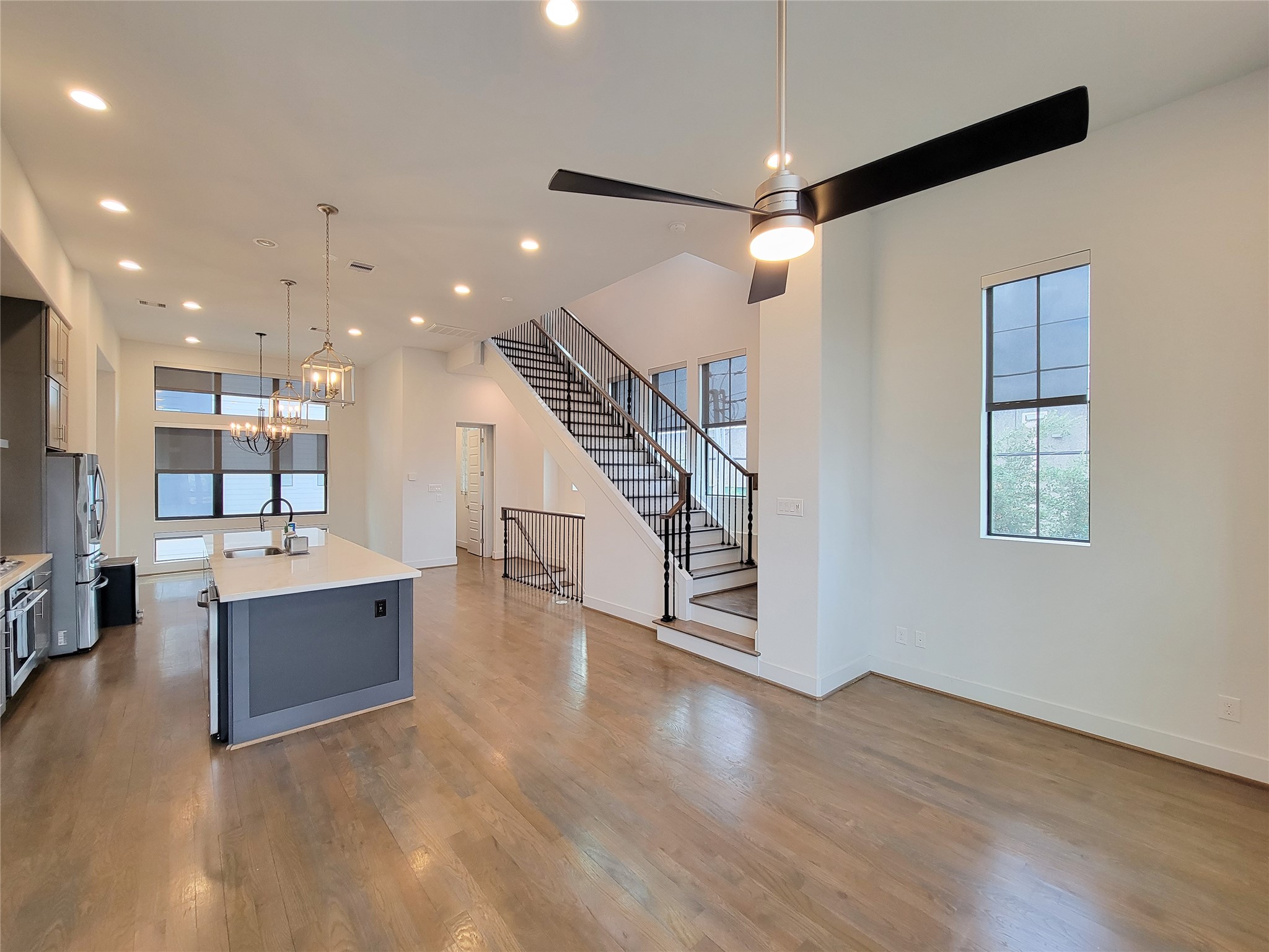 1123 Paige Street Property Photo 5