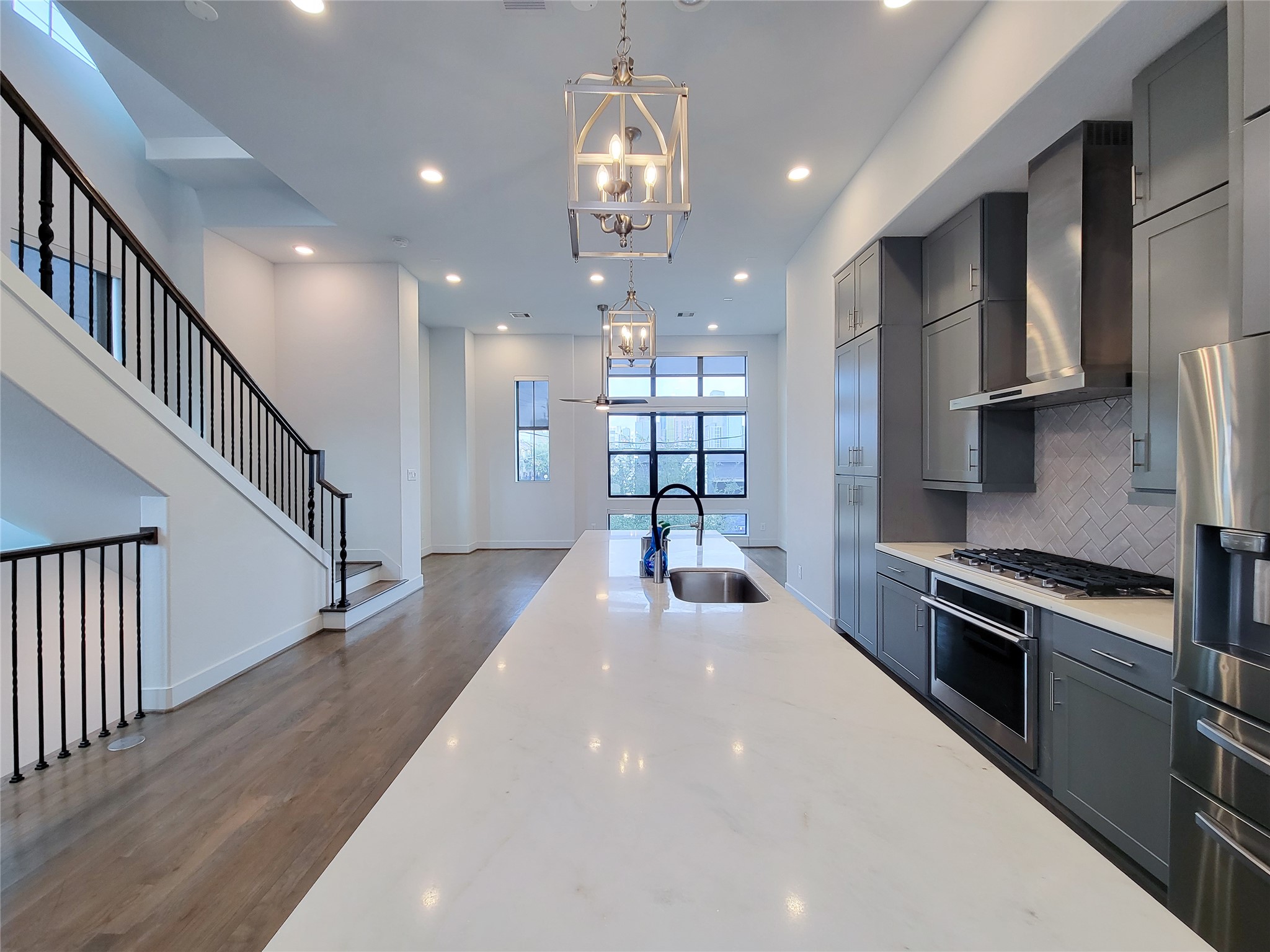 1123 Paige Street Property Photo 13