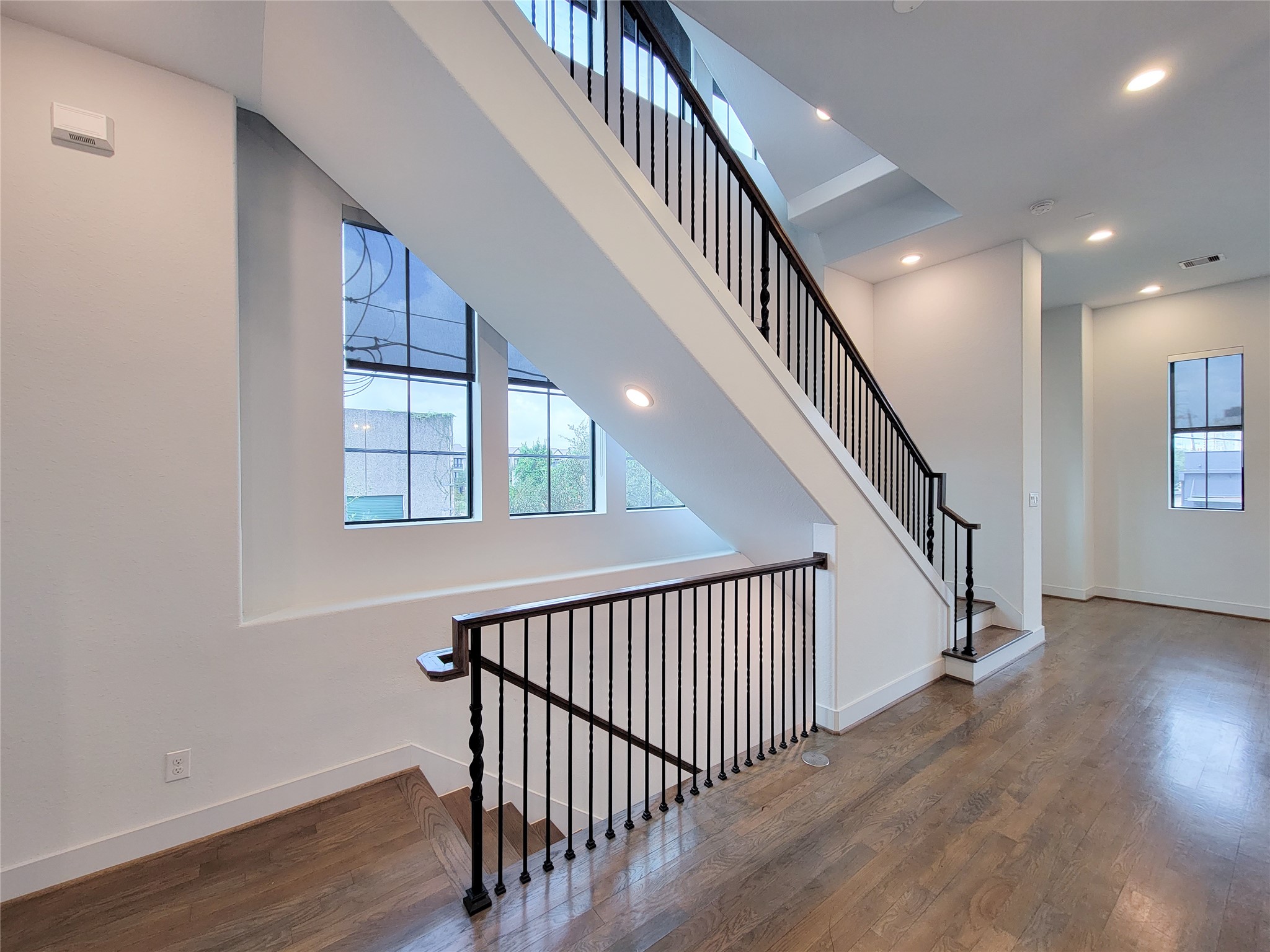 1123 Paige Street Property Photo 21