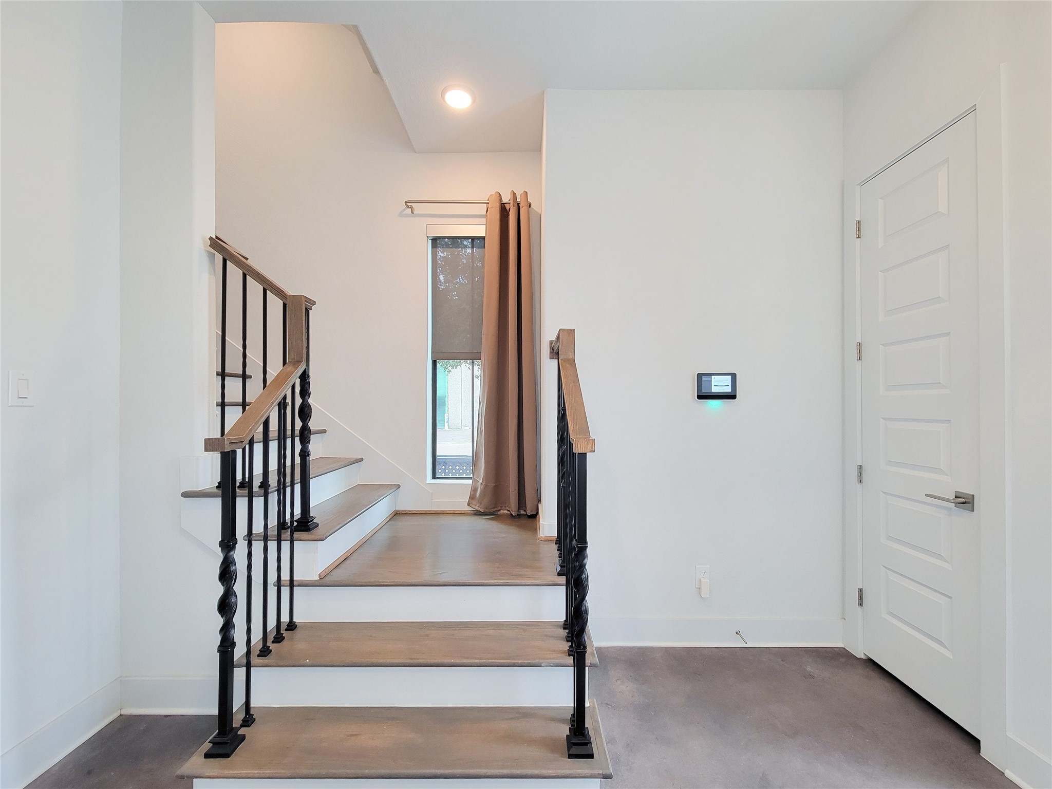 1123 Paige Street Property Photo 24