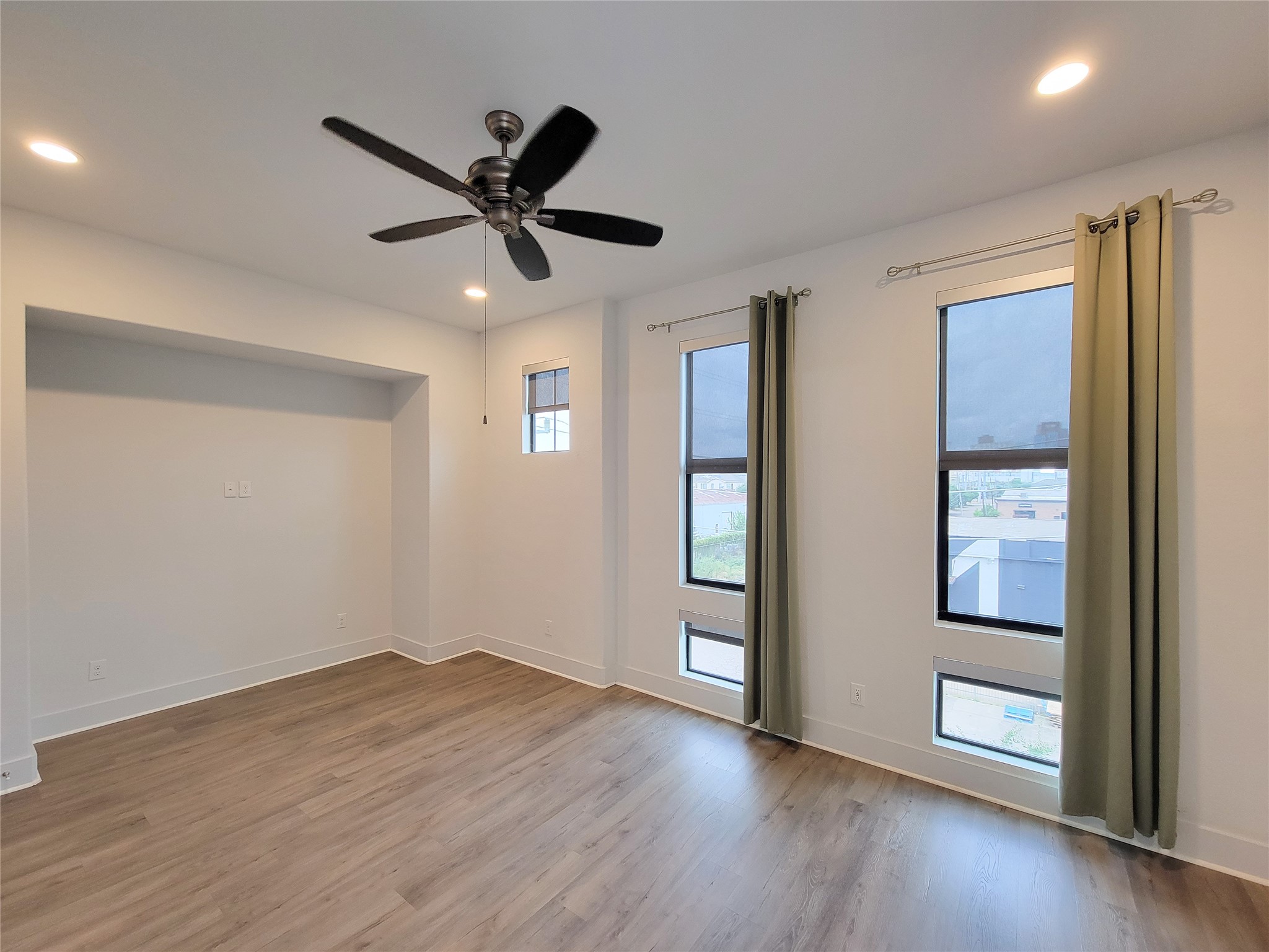 1123 Paige Street Property Photo 26