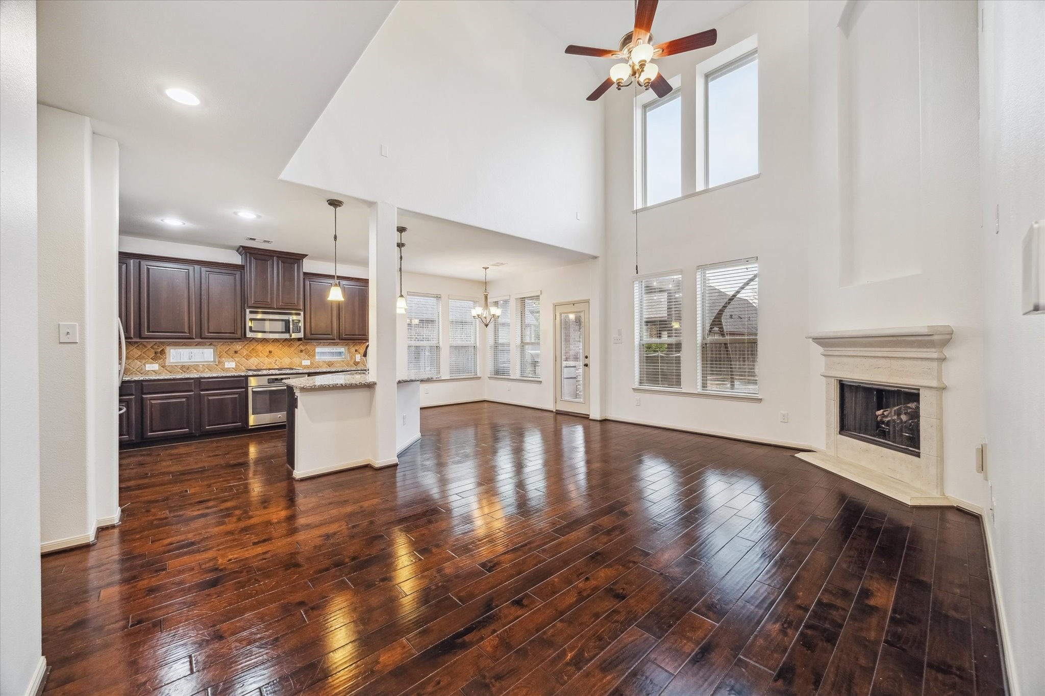 29146 Crested Butte Drive Property Photo 11