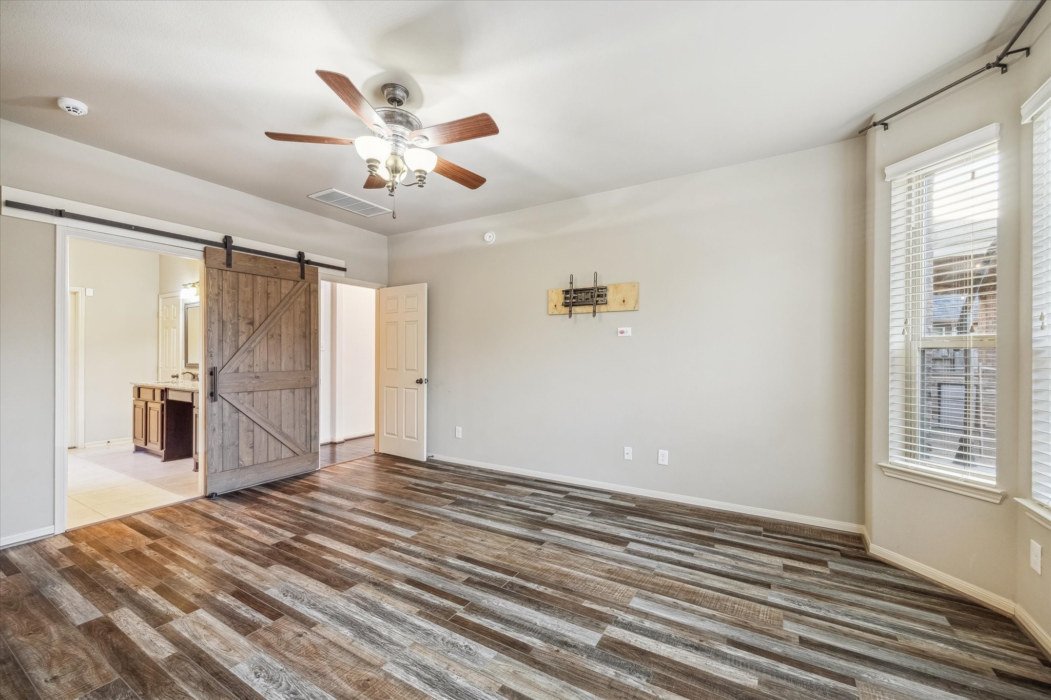 29146 Crested Butte Drive Property Photo 19