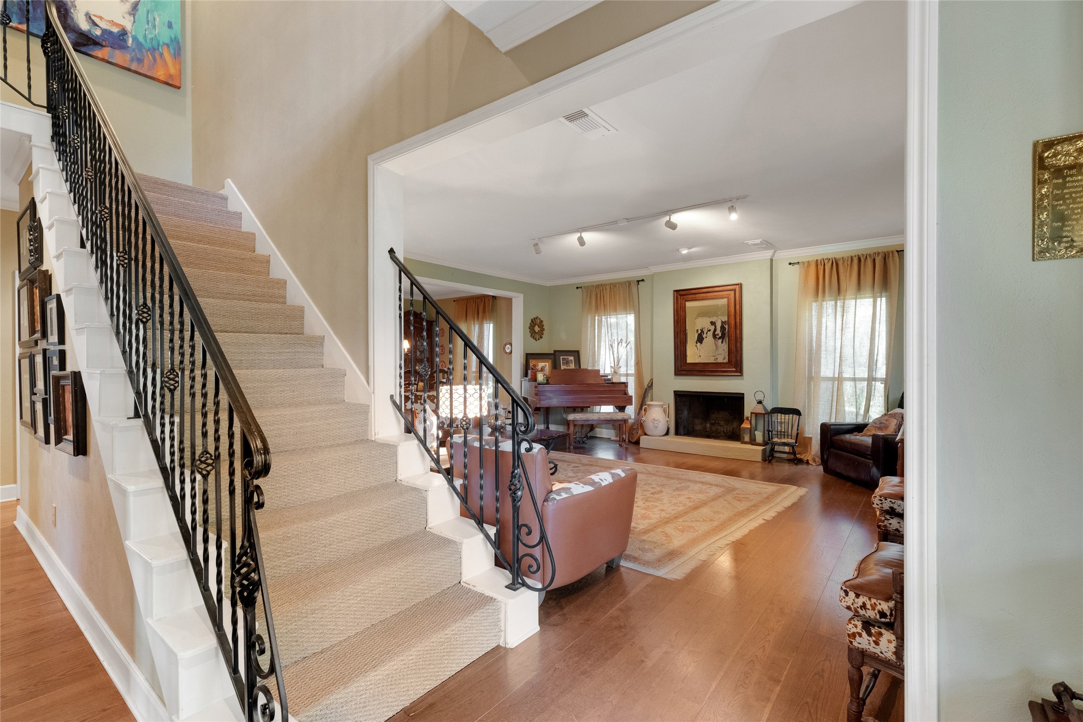 5407 Holly Valley Lane Property Photo 5