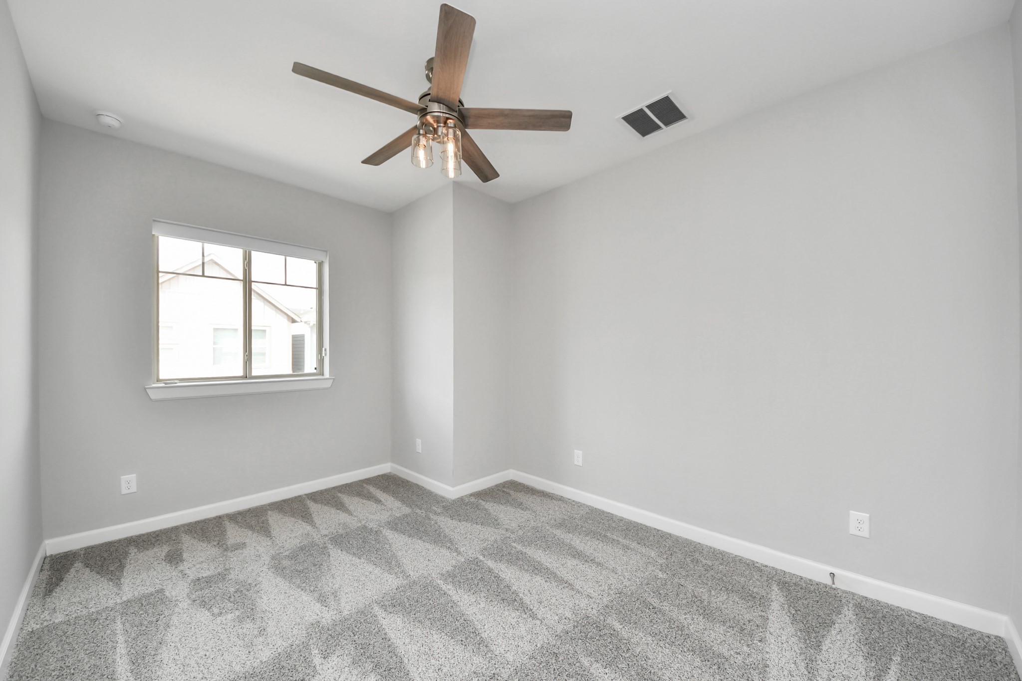 8913 Aventino Way Property Photo 29