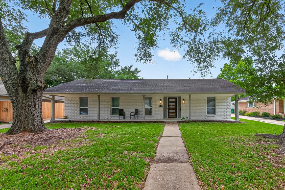 11107 Cedarhurst Drive Property Photo 1